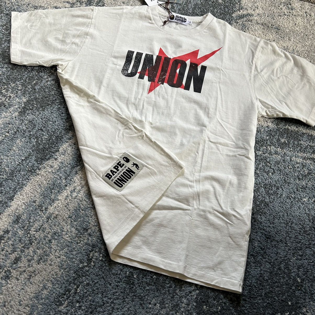 Bape × Union LA A BATHiNG APE x UNiON LOS ANGELES BAPESTA ASNKA TEE CREAM Size US XL / EU 56 / 4 - 15 Thumbnail