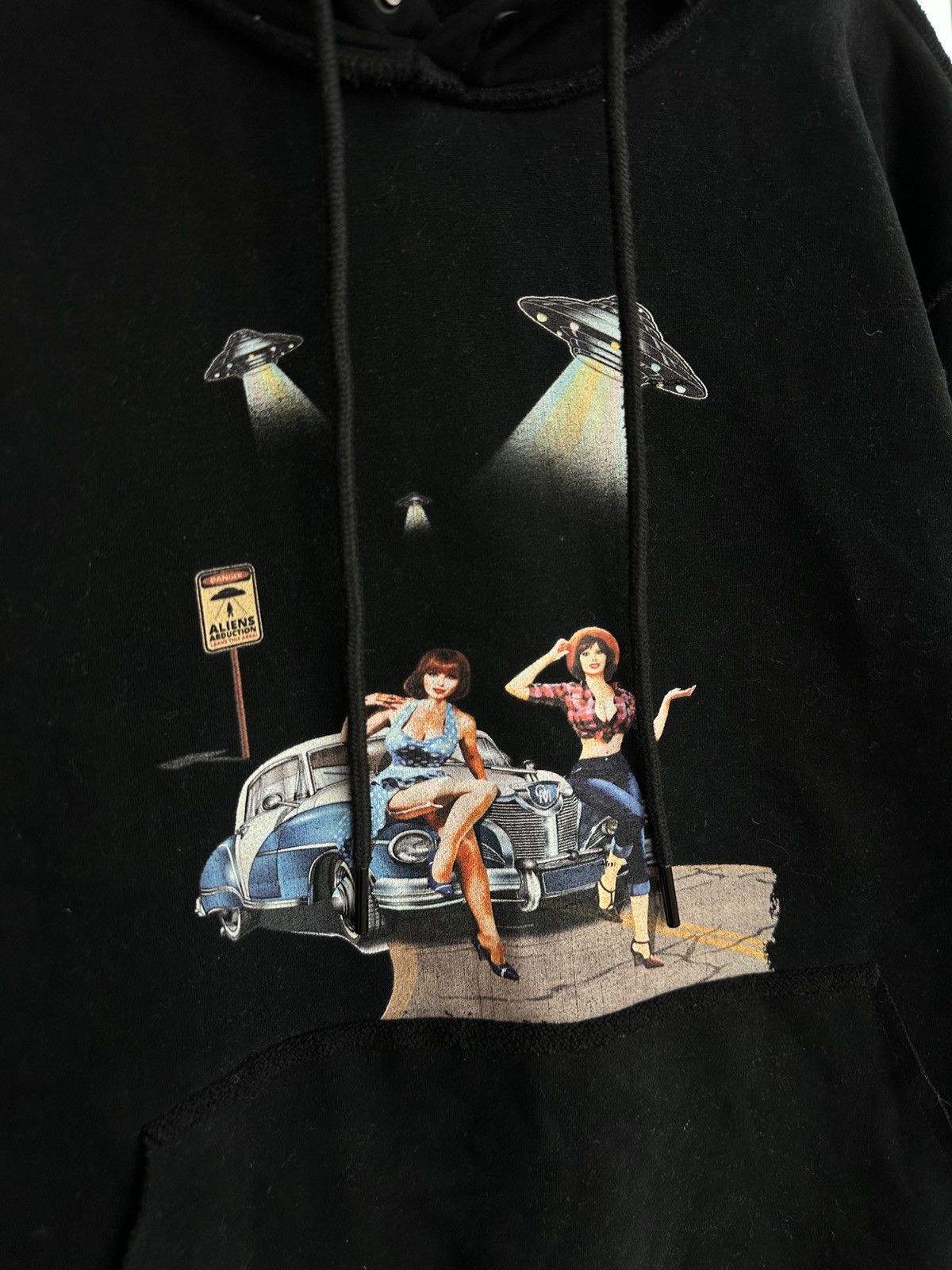 Vintage Saint Giovanni De La Mode “Aliens Ahead” Graphic Mens Hoodie Size US L / EU 52-54 / 3 - 4 Thumbnail