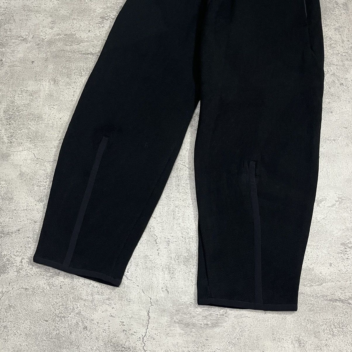 Byborre Byborre Tapered Cropped Pants - Black Size US 33 - 3 Thumbnail