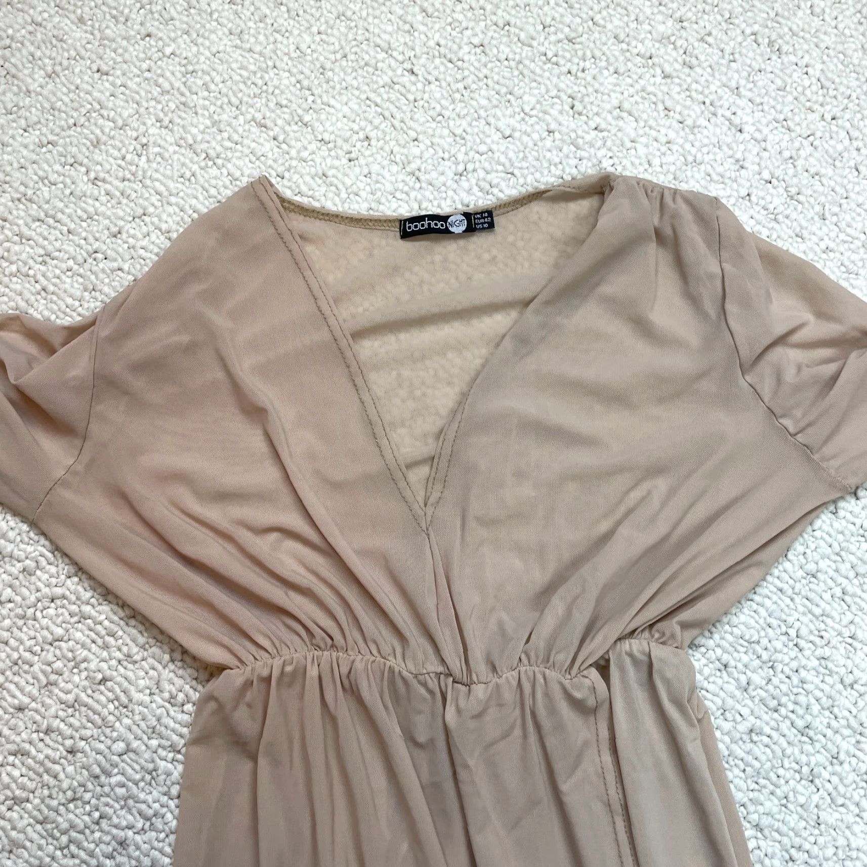 Boohoo Boohoo Maxi Dress Womens 10 Beige Tan V Neck Elastic Waist Long Sleeve Dress Beige Maxi 10 Womens V-Neck Long Sleeve Casual Party/Cocktail Size L / US 10 / IT 46 - 5 Thumbnail