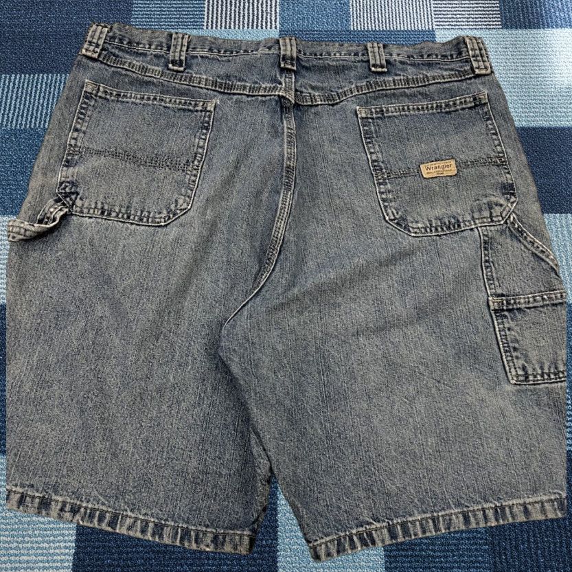 Wrangler VTG Wrangler Blue Denim Carpenter Jorts 40 Mens 10" Inseam Distressed 5-Pocket Jeans Shorts Workwear Grunge 90s Y2K Hip Hop Vintage Mens Denim Shorts Size US 40 / EU 56 - 1 Thumbnail