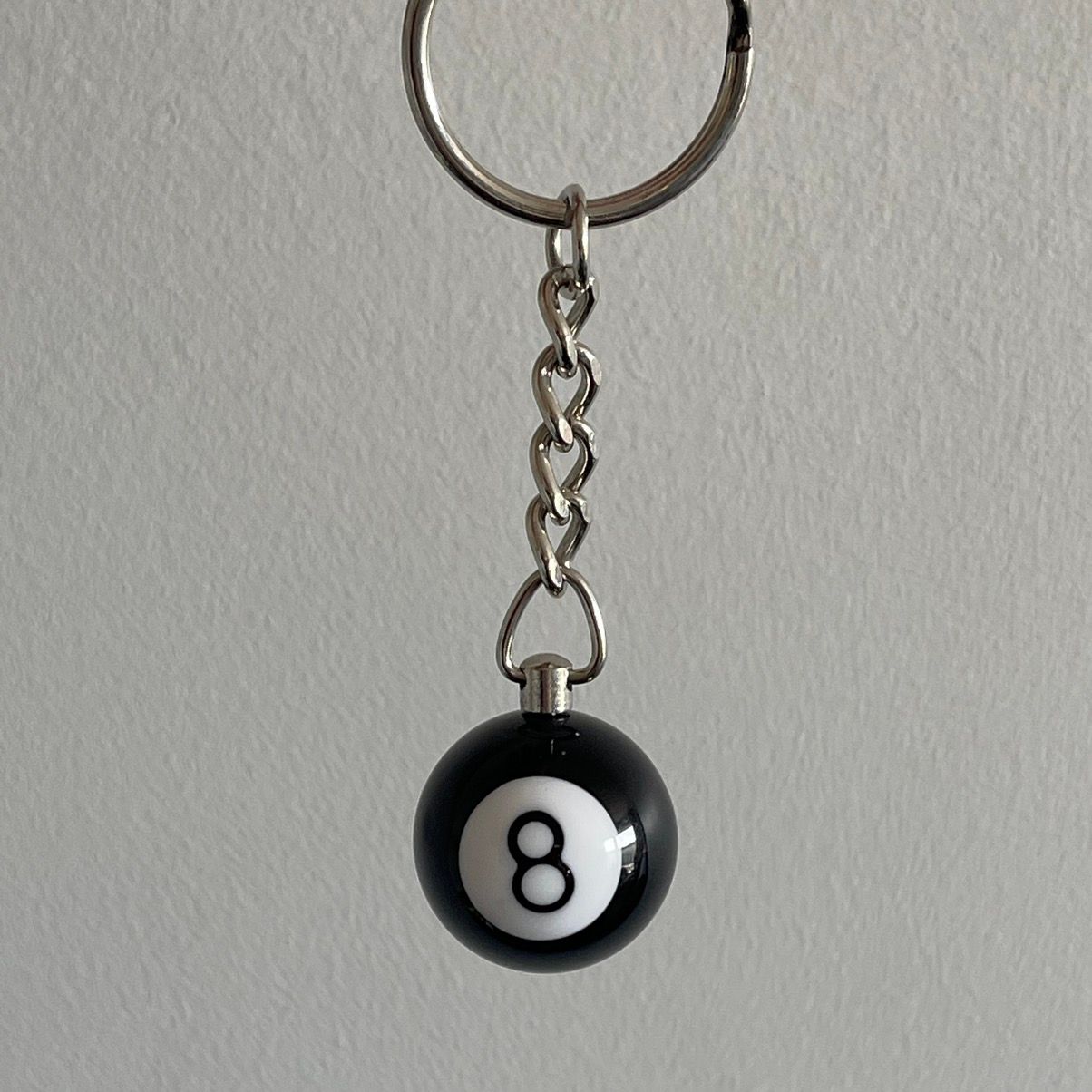 Pre-owned Supreme 2012  8 Ball Keychain In Black