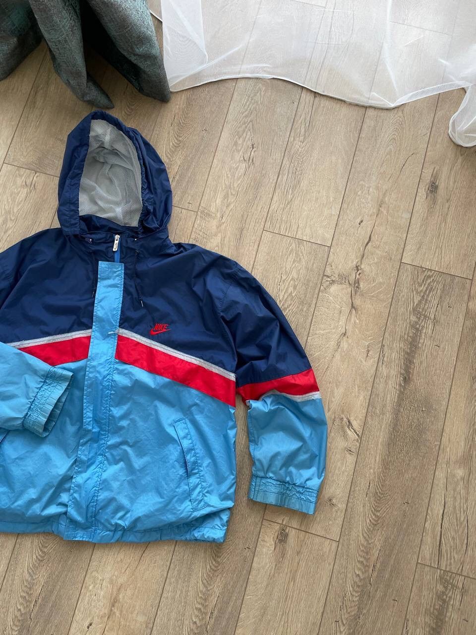 Nike Vintage Nike Oregon USA 80’s 90’s Drill Nylon Jacket Bomber Size US L / EU 52-54 / 3 - 3 Thumbnail