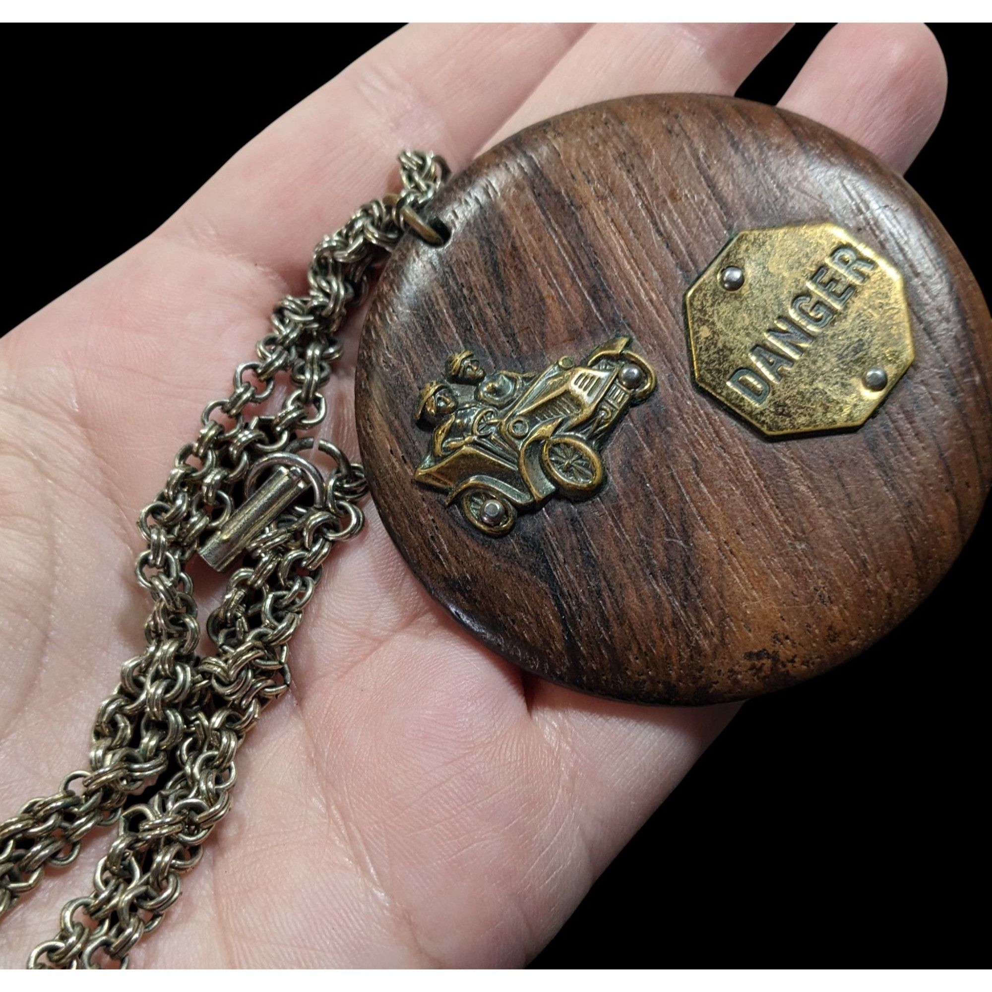 Other Vintage Novelty Automobile Wood And Metal Pendant Necklace Size ONE SIZE - 4 Thumbnail