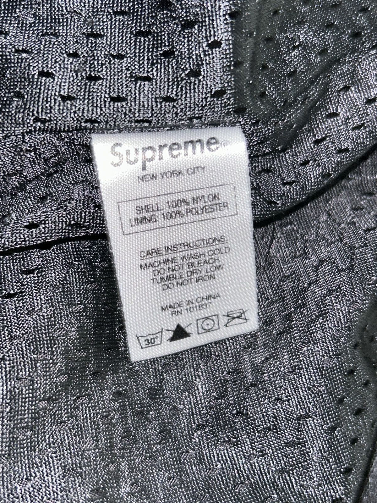 Supreme Supreme Checkerboard Nylon Hooded Pullover SS17 size Large Size US L / EU 52-54 / 3 - 8 Thumbnail