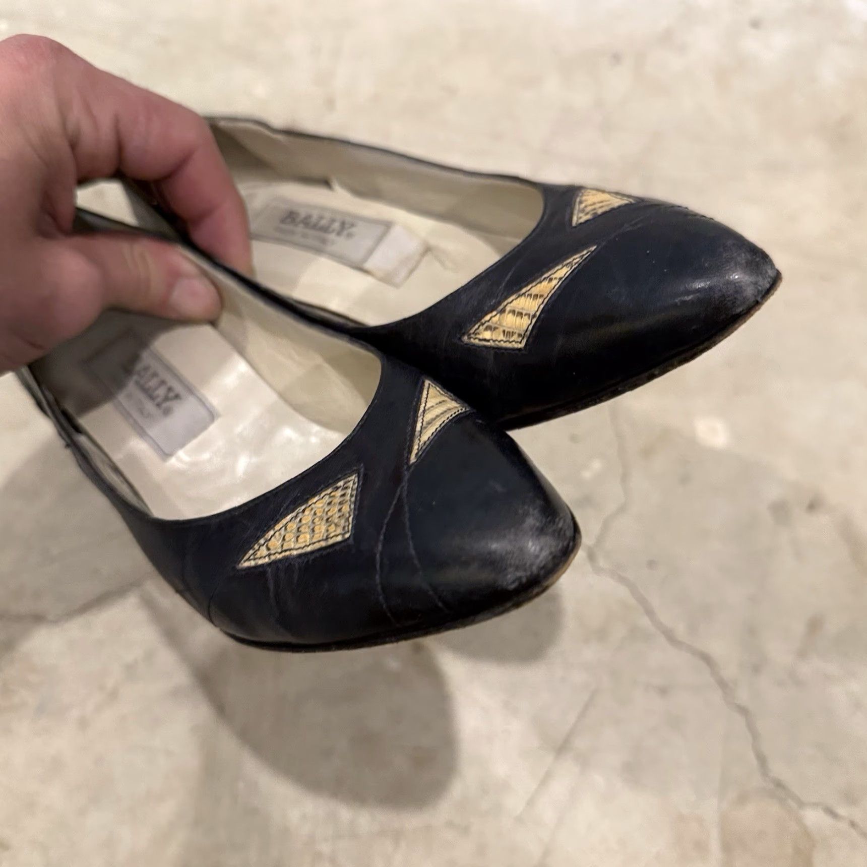 Bally VINTAGE Bally Pumps Heels Womens 6M Black Leather Heel Italy - 90s Stiletto Pump, Pointed Toe, Mid Heel, Pre-owned Good, US 6 Size US 6 / IT 36 - 5 Thumbnail