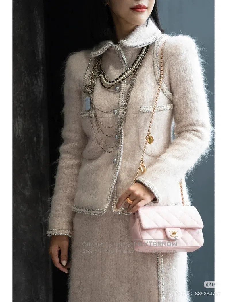Chanel Chanel Ground Control Centre Series Lotus Root Pink Horse Size M / US 6-8 / IT 42-44 - 9 Thumbnail