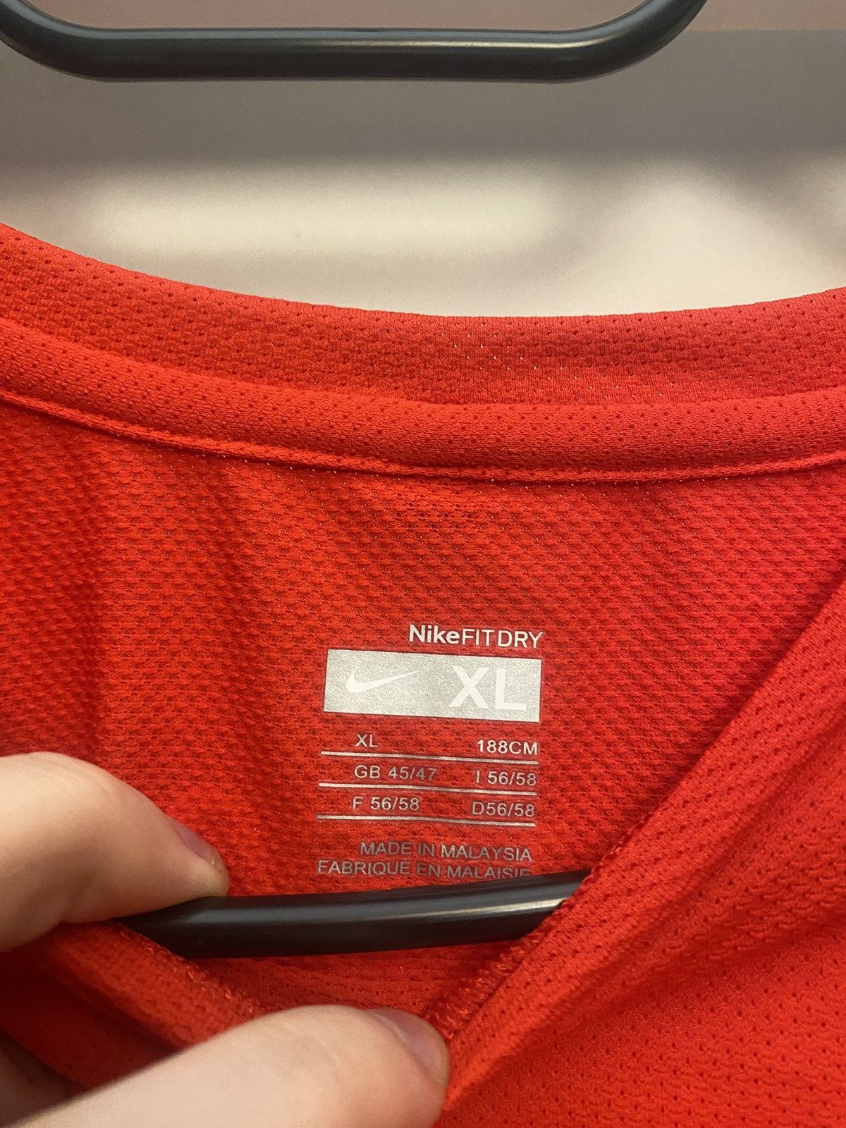 Nike Nike the human race 2008 Size US XL / EU 56 / 4 - 2 Thumbnail
