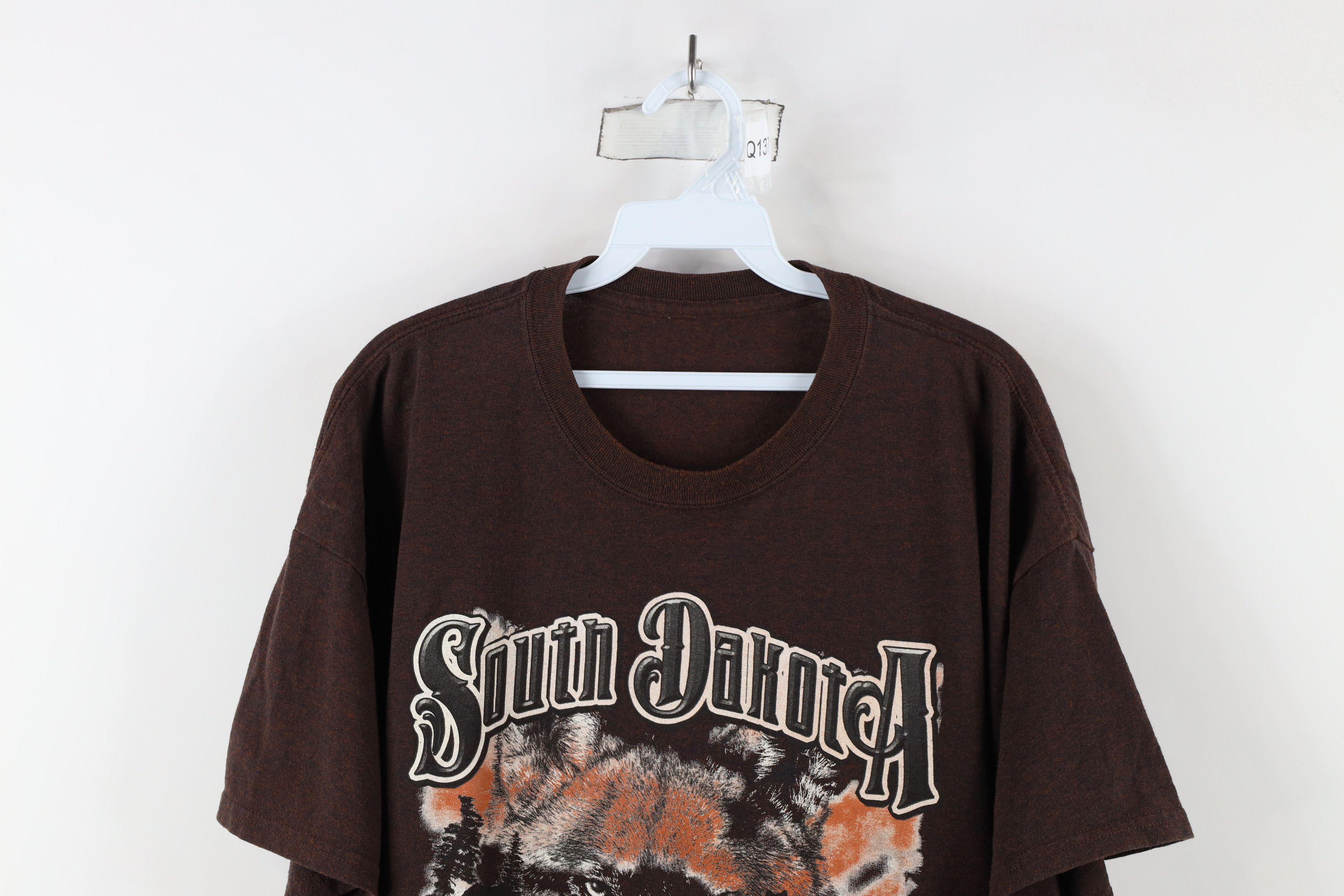 Vintage Vintage 90s Streetwear South Dakota Wolf Nature T-Shirt Size US XL / EU 56 / 4 - 2 Thumbnail