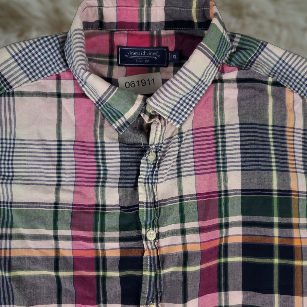 Vineyard Vines Vineyard Vines Shirt XL Pink Plaid Short Sleeve Button-Up Cotton Casual Preppy Classic Mens Size US XL / EU 56 / 4 - 1 Thumbnail