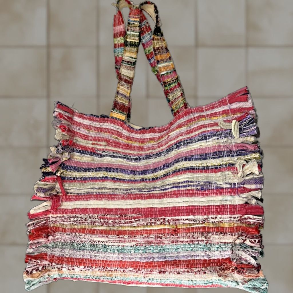 VINTAGE Shiraleah Chicago Woven Kaia Multi Tote Bag EUC