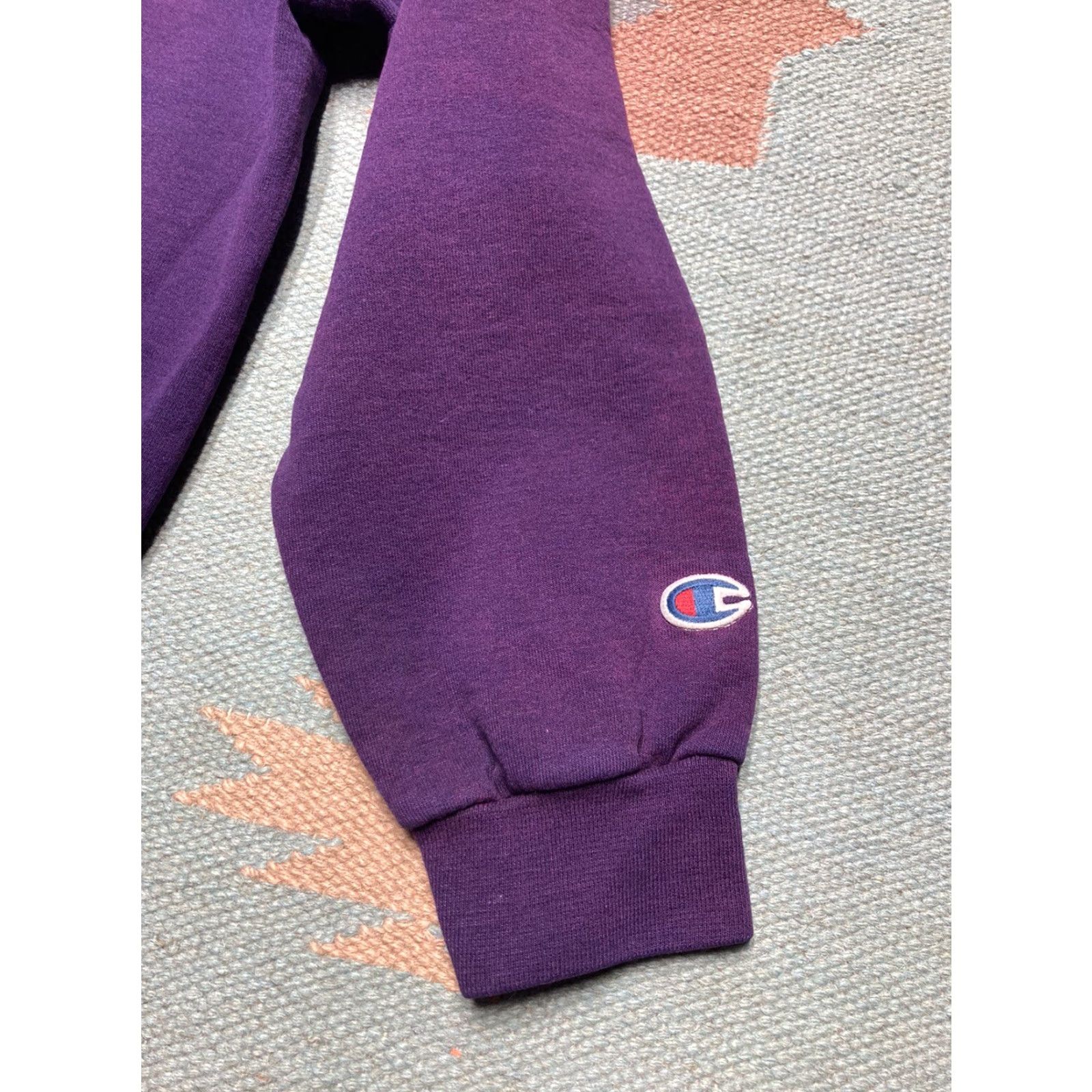 Champion VINTAGE Champion Hoodie Crystal Mountain Michigan Ski Resort 90s Purple Small Mens Pullover Skiing 90s SMALL Size US S / EU 44-46 / 1 - 3 Thumbnail