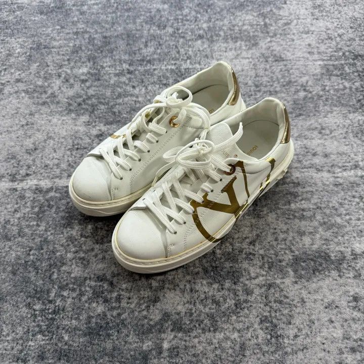 Louis Vuitton Louis Vuitton Time Out Casual Sneakers for Women 0079 Size US 6 / IT 36 - 1 Thumbnail