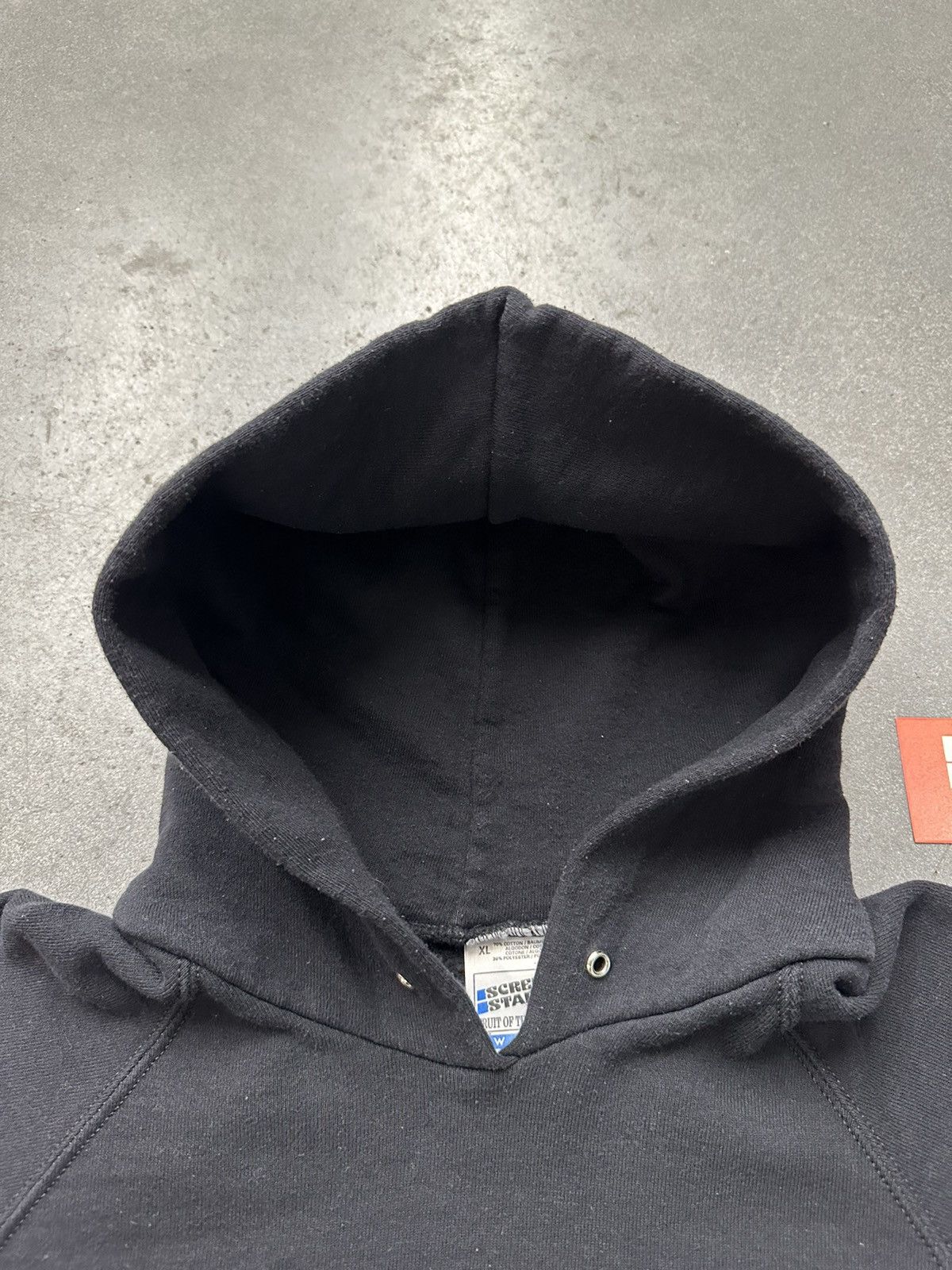 Vintage 1997 Vintage Men In Black Character Line Movie Promo Hoodie Size US XL / EU 56 / 4 - 5 Thumbnail