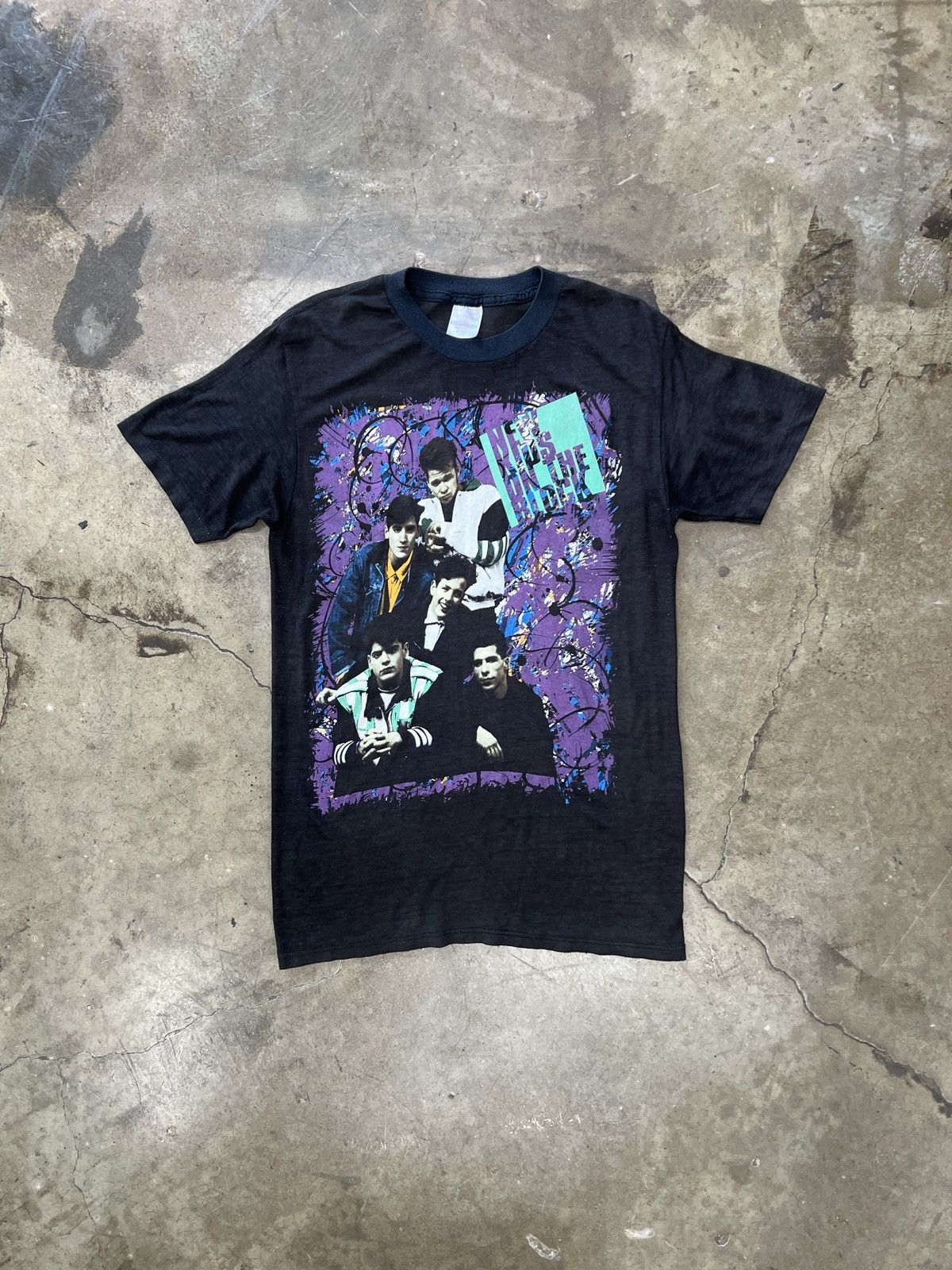 Band Tees Vintage 90 New Kids on the Block Spring Ford Band Tee Medium Size US M / EU 48-50 / 2 - 2 Thumbnail