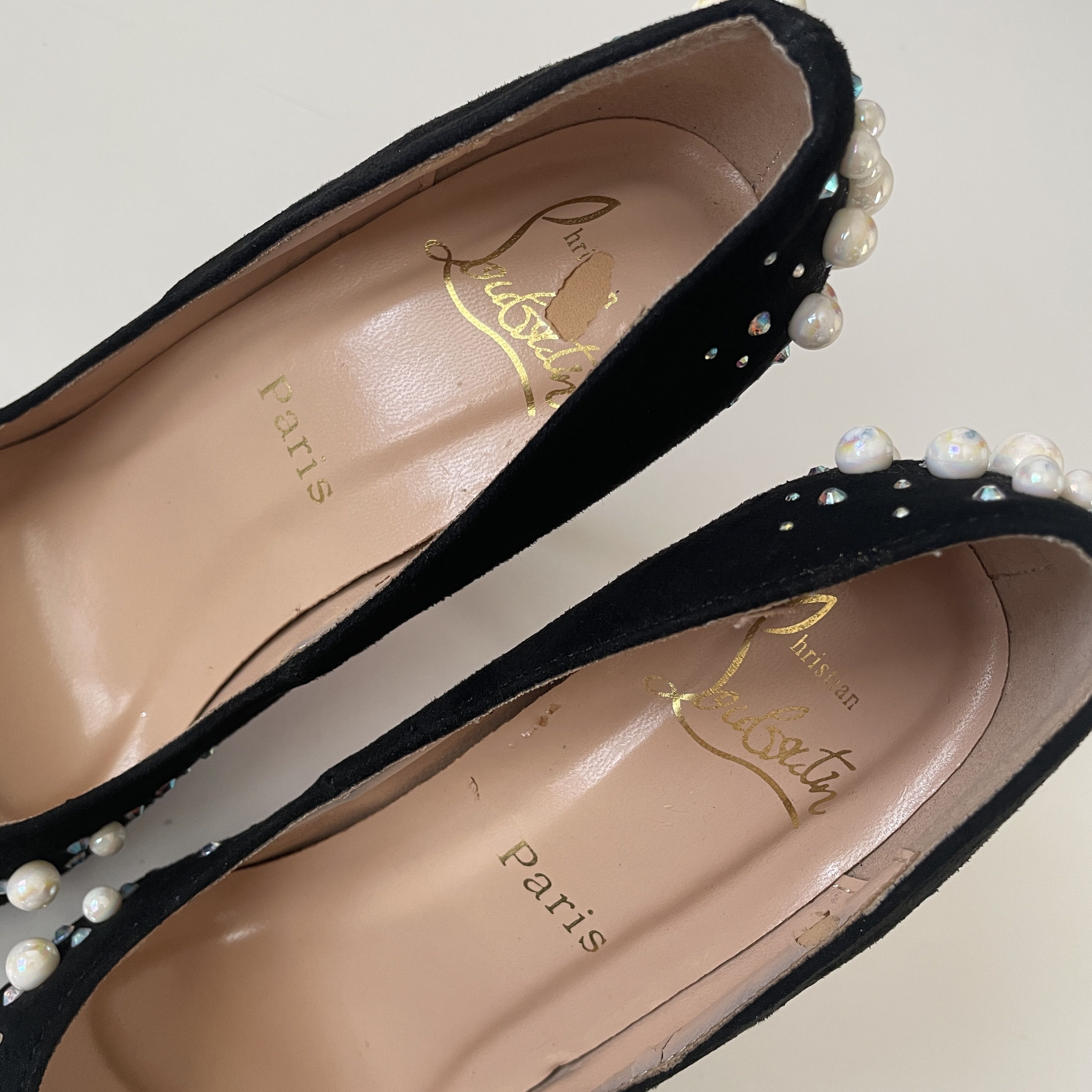 Christian Louboutin RARE 👠 Christian Louboutin Black Suede Embellished Pump Size US 5 / IT 35 - 15 Thumbnail