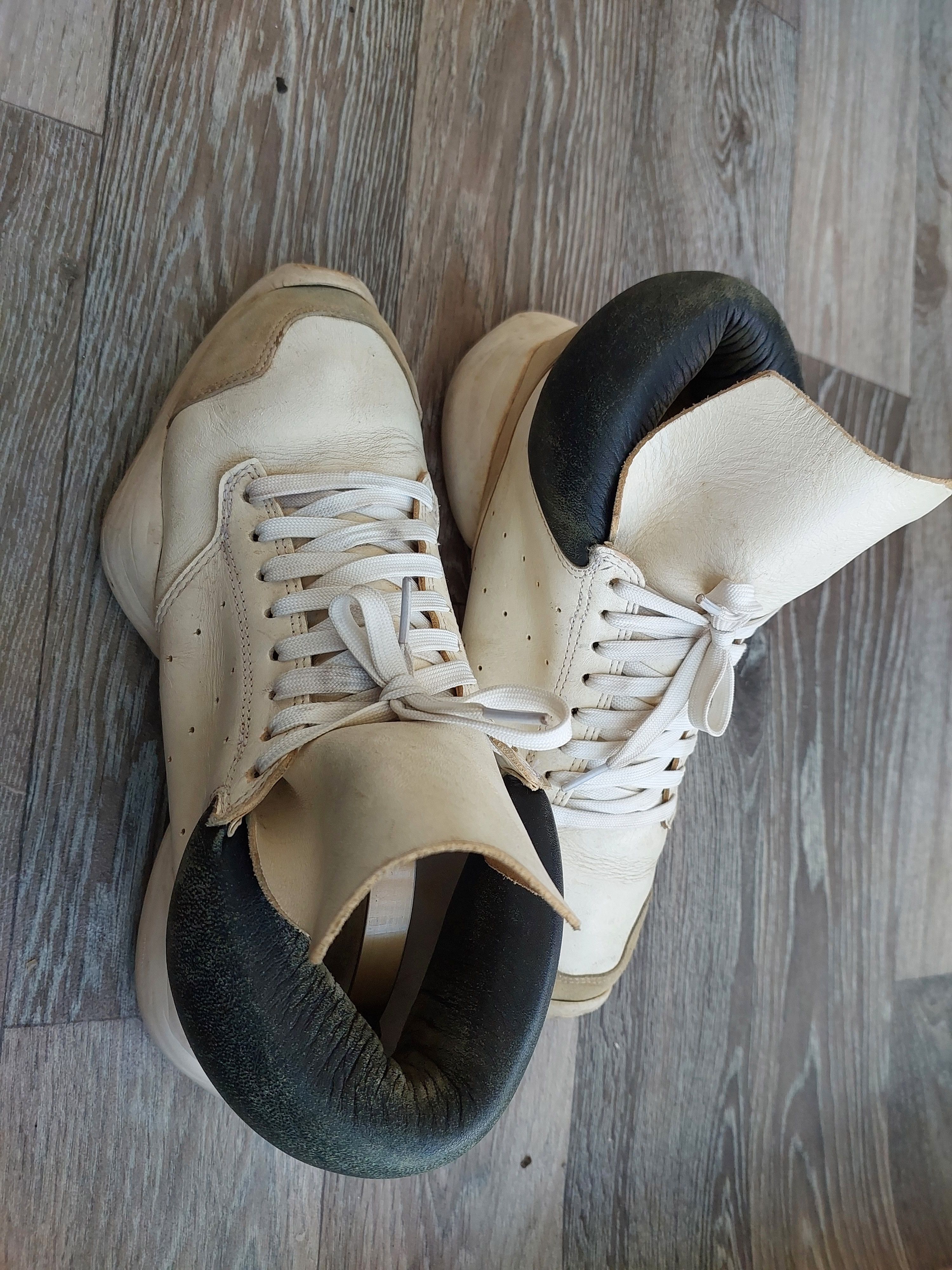 Adidas × Rick Owens Adidas x Rick Owens 'Ro Runner' sneaker in cream leather. Size US 9 / EU 42 - 4 Thumbnail