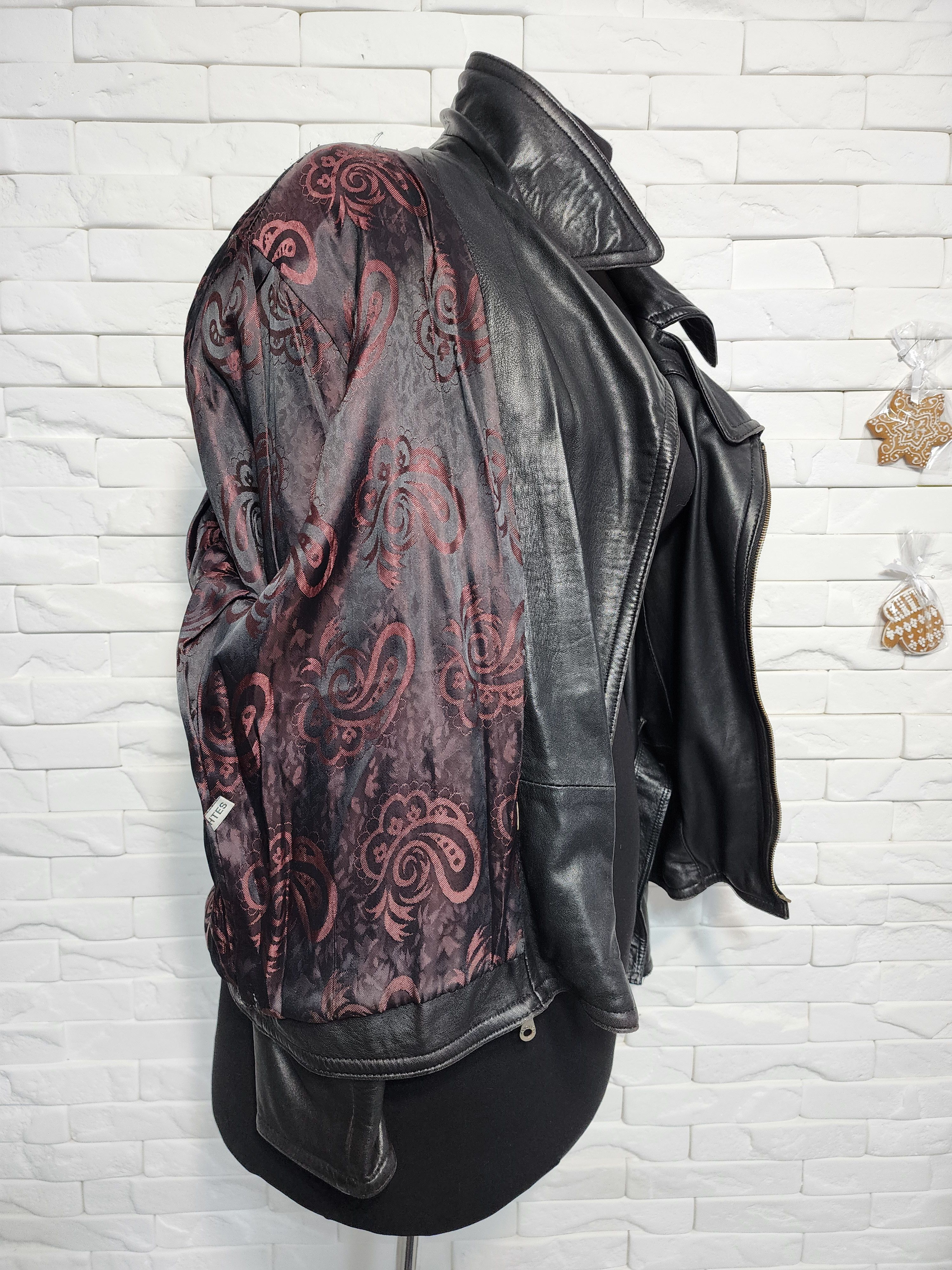 Other Women's Leather Biker Jacket: Tough Moto Rocker Outfit Size XL / US 12-14 / IT 48-50 - 9 Thumbnail
