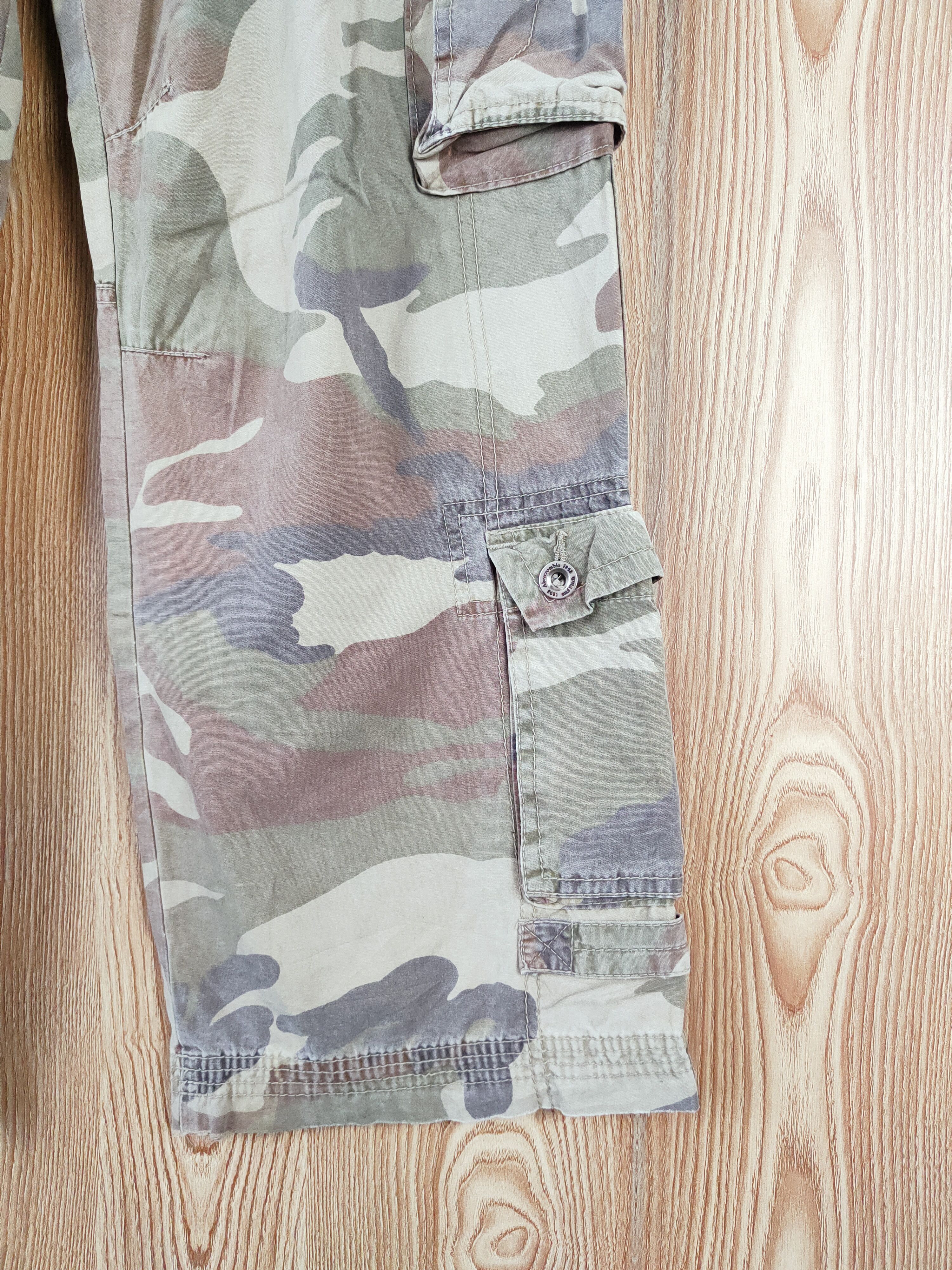 Abercrombie & Fitch Abercrombie Camouflage Multipocket Cargo Pants #W397 Size 27" / US 4 / IT 40 - 6 Thumbnail