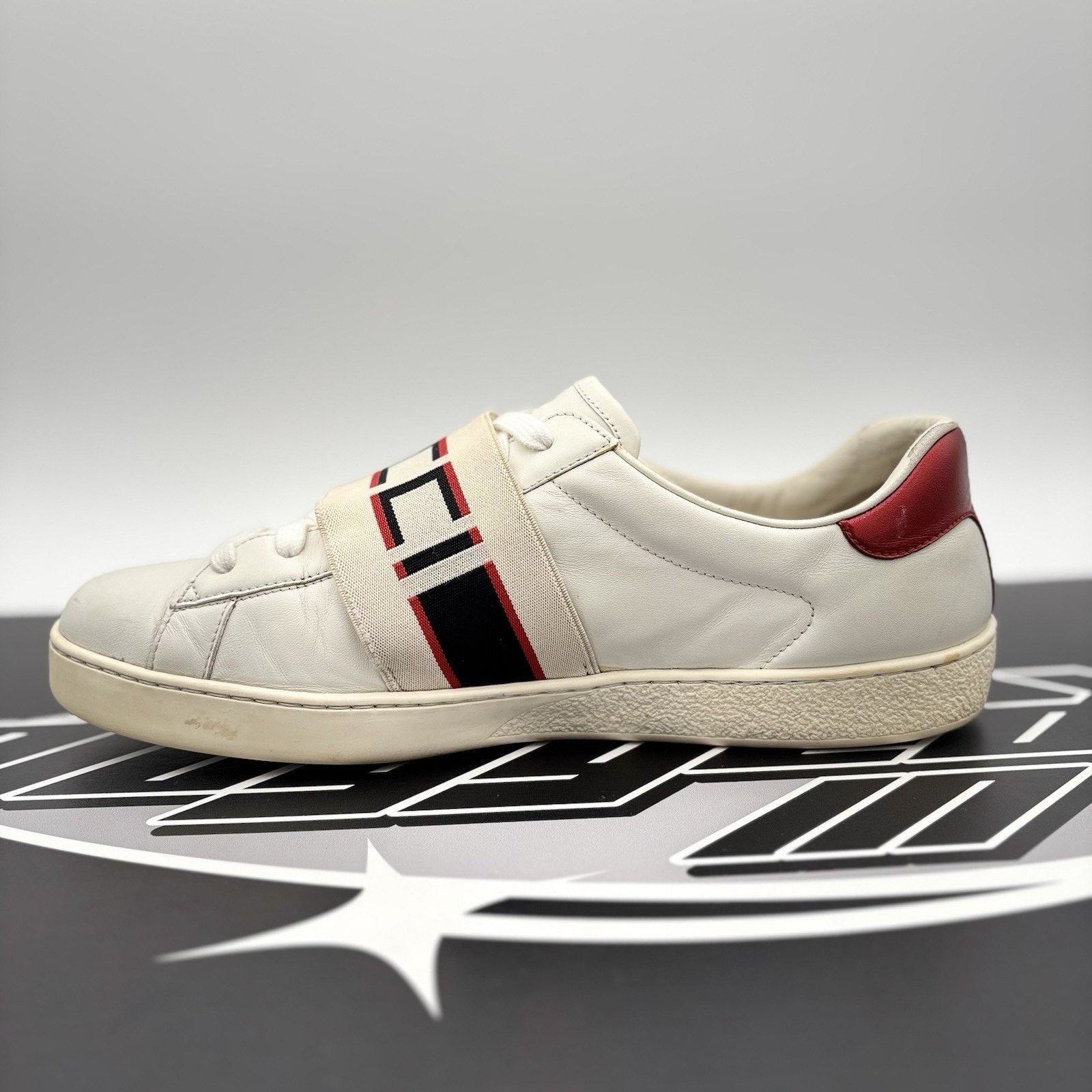 Gucci Size 9 G (9.5 US) - Gucci Ace Leather With Strap ' White ' Size US 9.5 / EU 42-43 - 4 Thumbnail