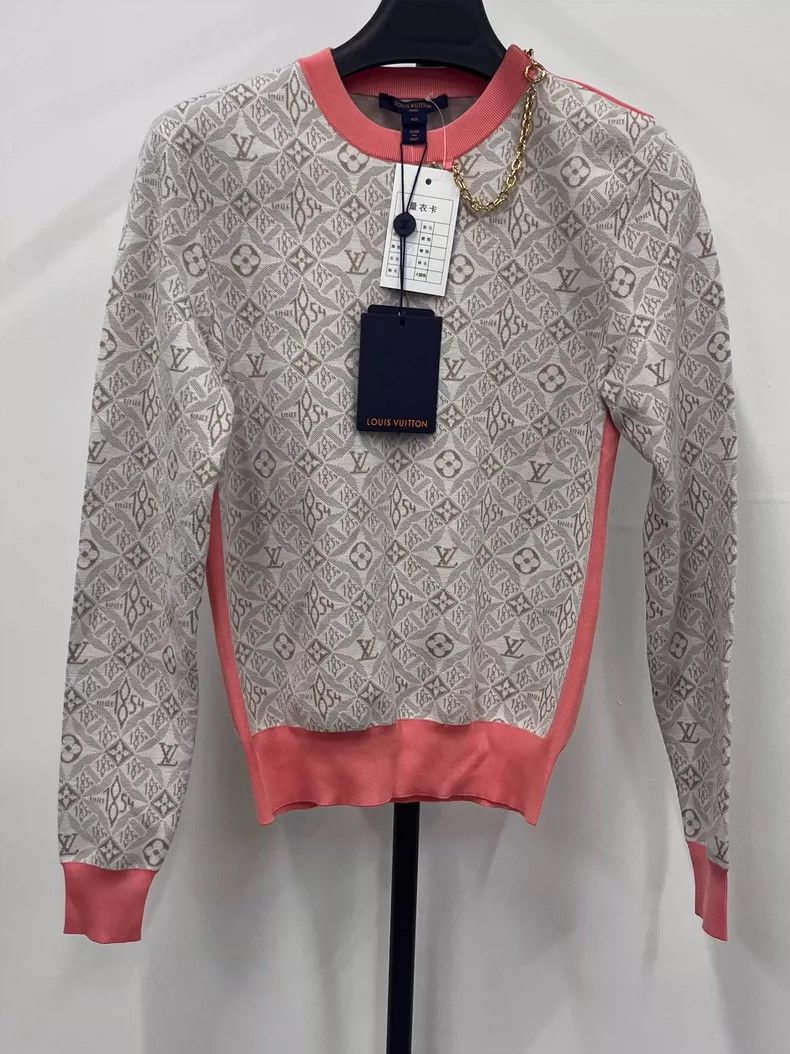 Louis Vuitton Louis Vuitton SS 22 Graphic Full Print Contrast Trim Pullov Size XS / US 0-2 / IT 36-38 - 1 Thumbnail