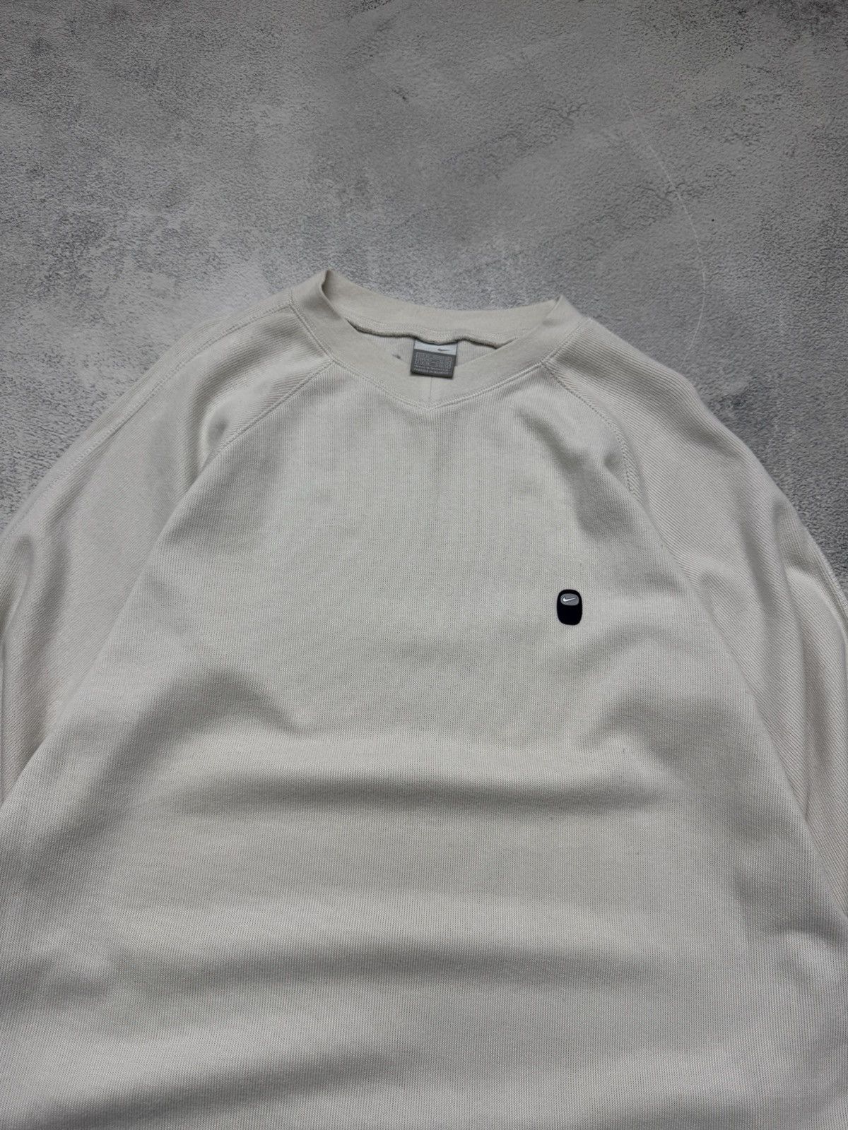 Nike Vintage Y2k Nike Mini Swoosh Sweatshirt 90’s Size US XL / EU 56 / 4 - 5 Thumbnail