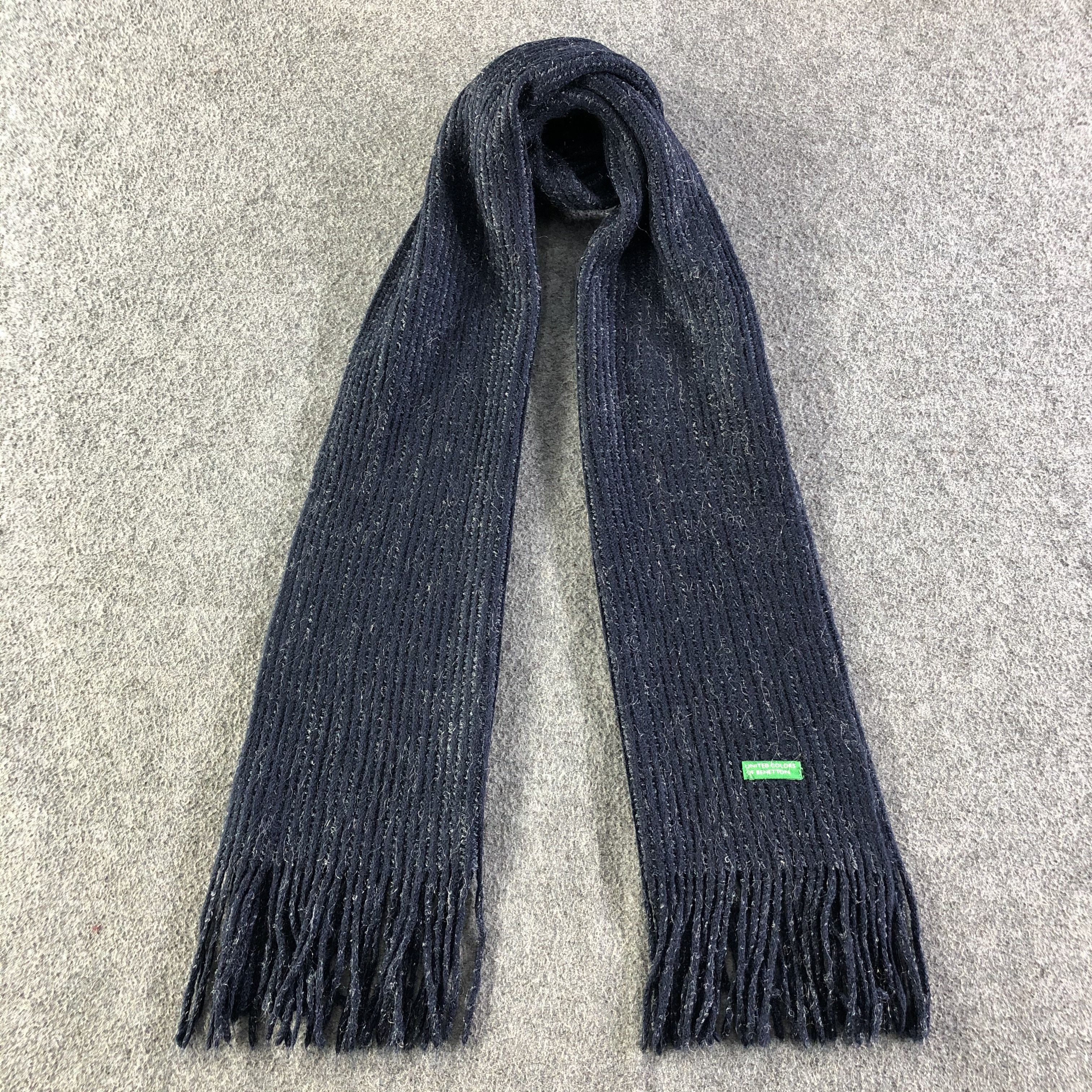 United Colors Of Benetton United Colors Of Benetton Scarf / Muffler / Neckwear P457 Size ONE SIZE - 1 Thumbnail