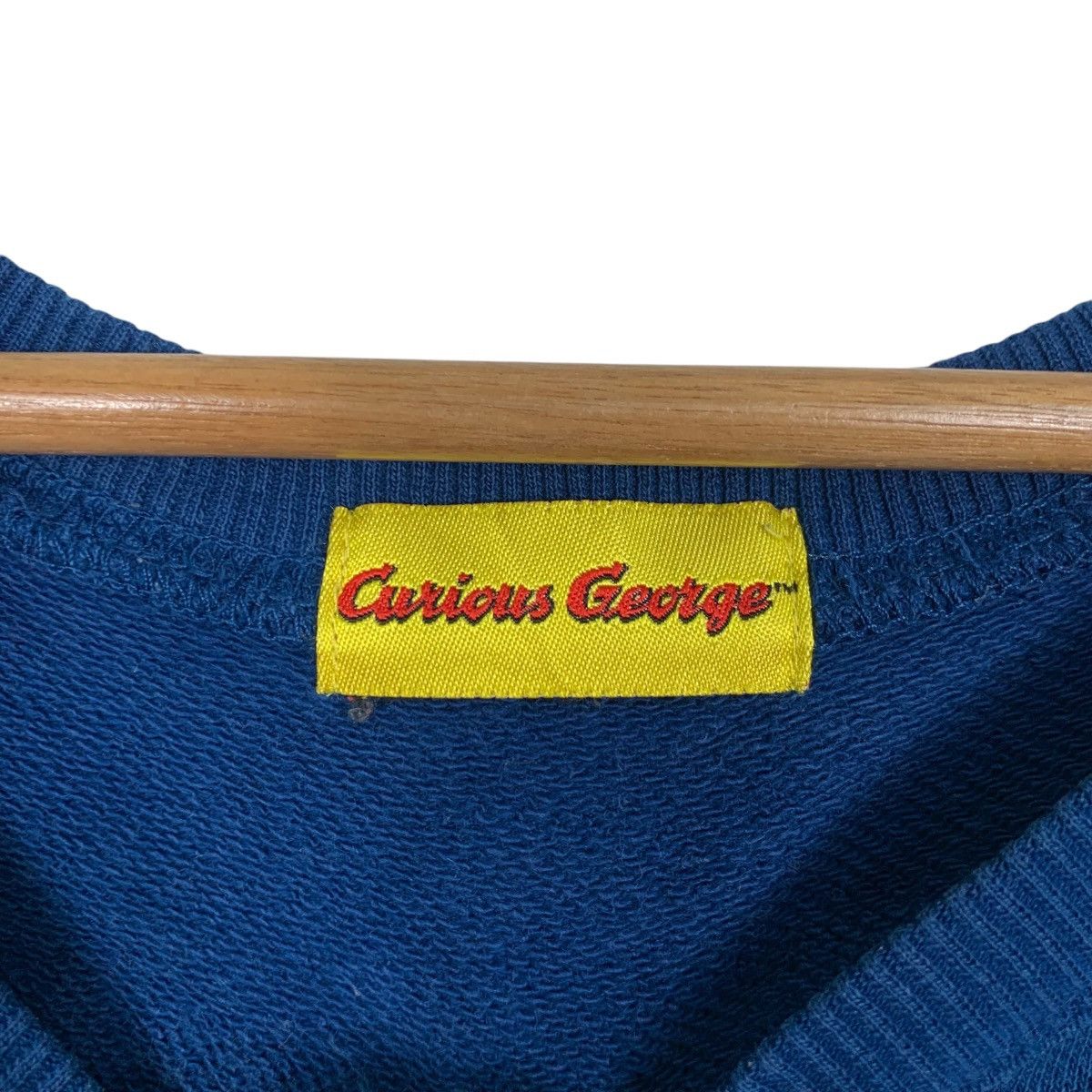 Vintage CURIOUS GEORGE Graphic Crewneck Sweatshirt #3627-C166 Size US M / EU 48-50 / 2 - 11 Thumbnail