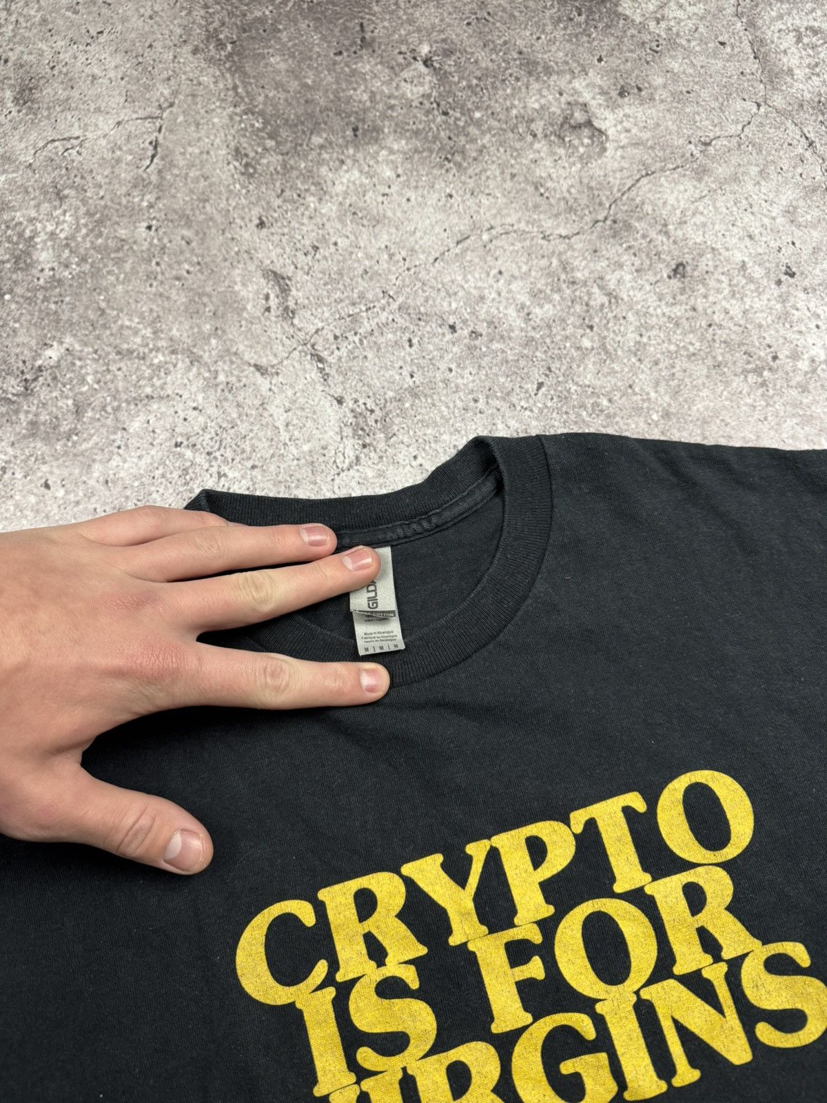 Vintage VINTAGE Y2K CRYPTO IS FOR VIRGINS FUNNY FADED SHIRT BITCOIN Size US M / EU 48-50 / 2 - 4 Thumbnail