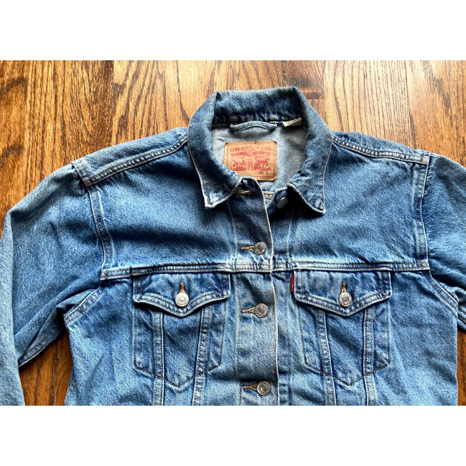 Levi's VINTAGE Levis Denim Trucker Jacket Womens Size Small Blue Medium Wash Size S / US 4 / IT 40 - 4 Thumbnail