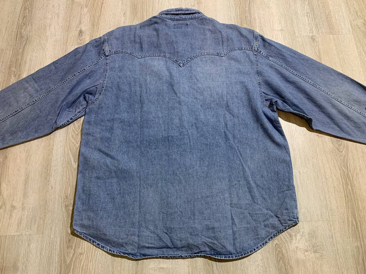 Edwin Mens vintage denim shirt Edwin Size L Size US L / EU 52-54 / 3 - 9 Thumbnail