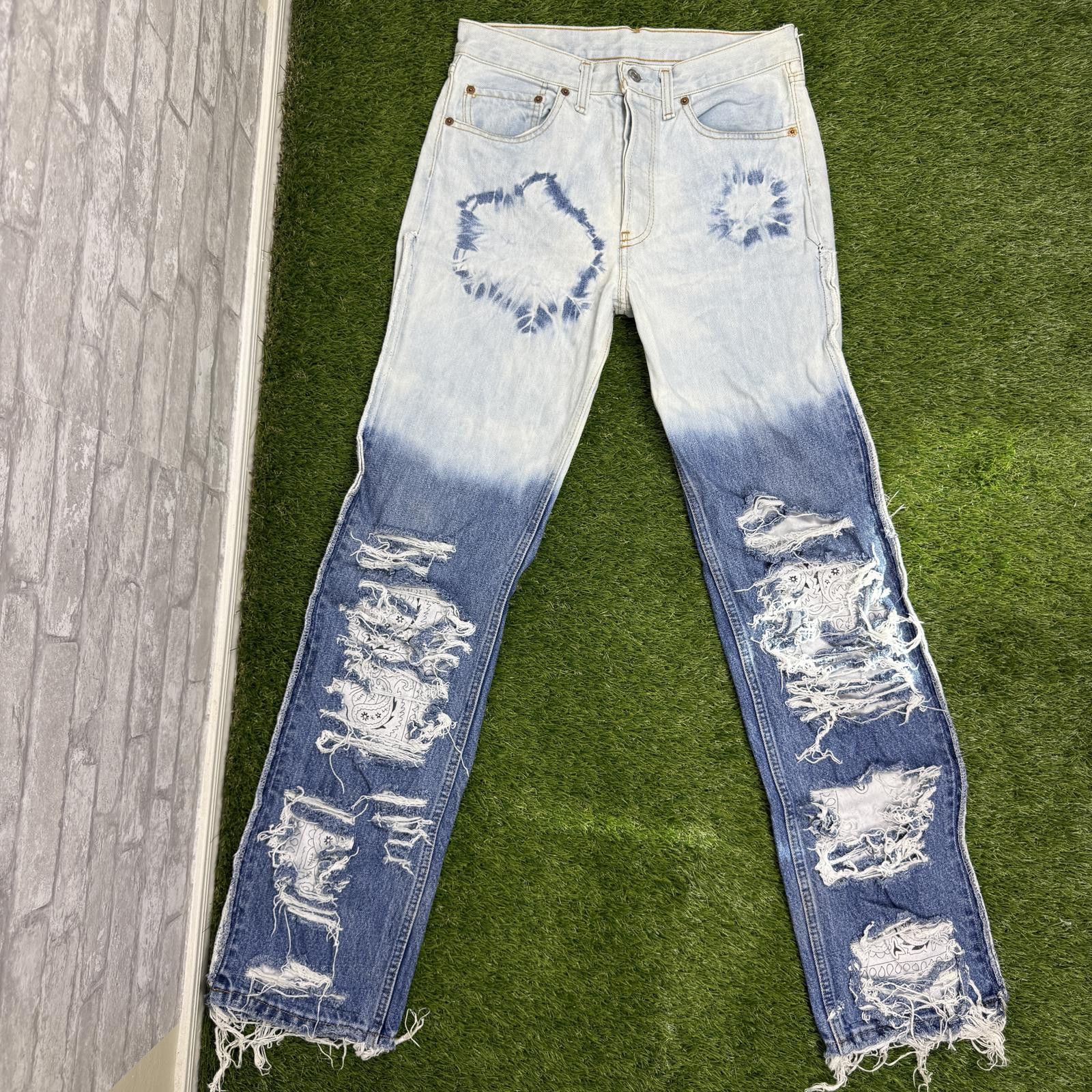 The Unbranded Brand Tie-Dye and Distressed Denim Jeans Size US 30 / EU 46 - 4 Thumbnail