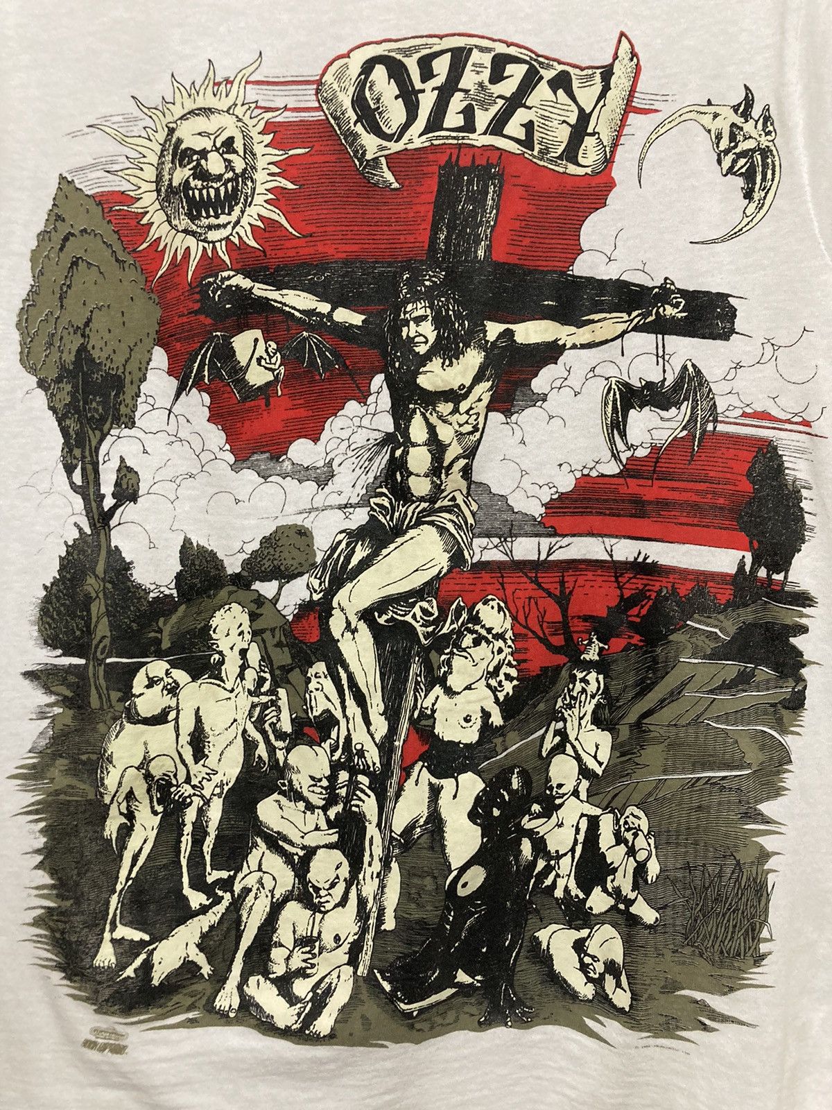 Vintage Vintage Ozzy Osbourne 90s Crucifixion Glow In The Dark T shirt Size XL Size US XL / EU 56 / 4 - 1 Thumbnail