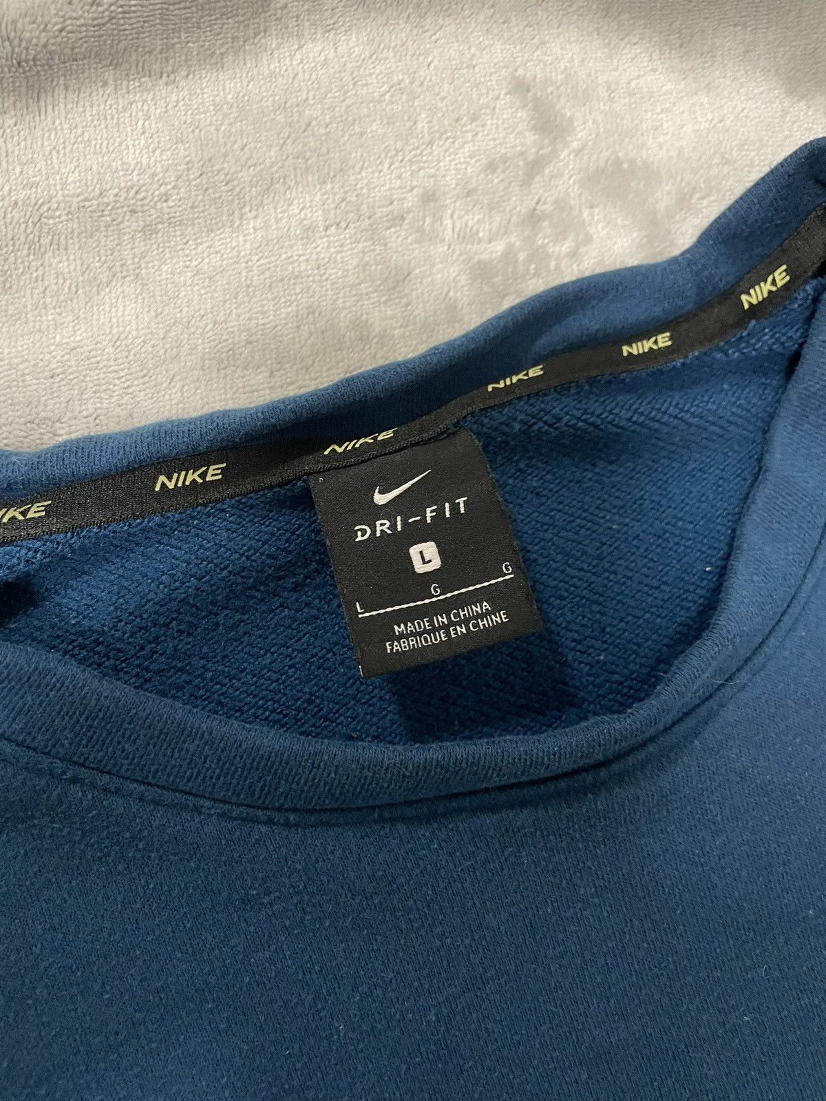 Nike Nike Dri-Fit Fleece Swoosh Logo Blue L Sweatshirt CJ4623-432 Size US L / EU 52-54 / 3 - 3 Thumbnail