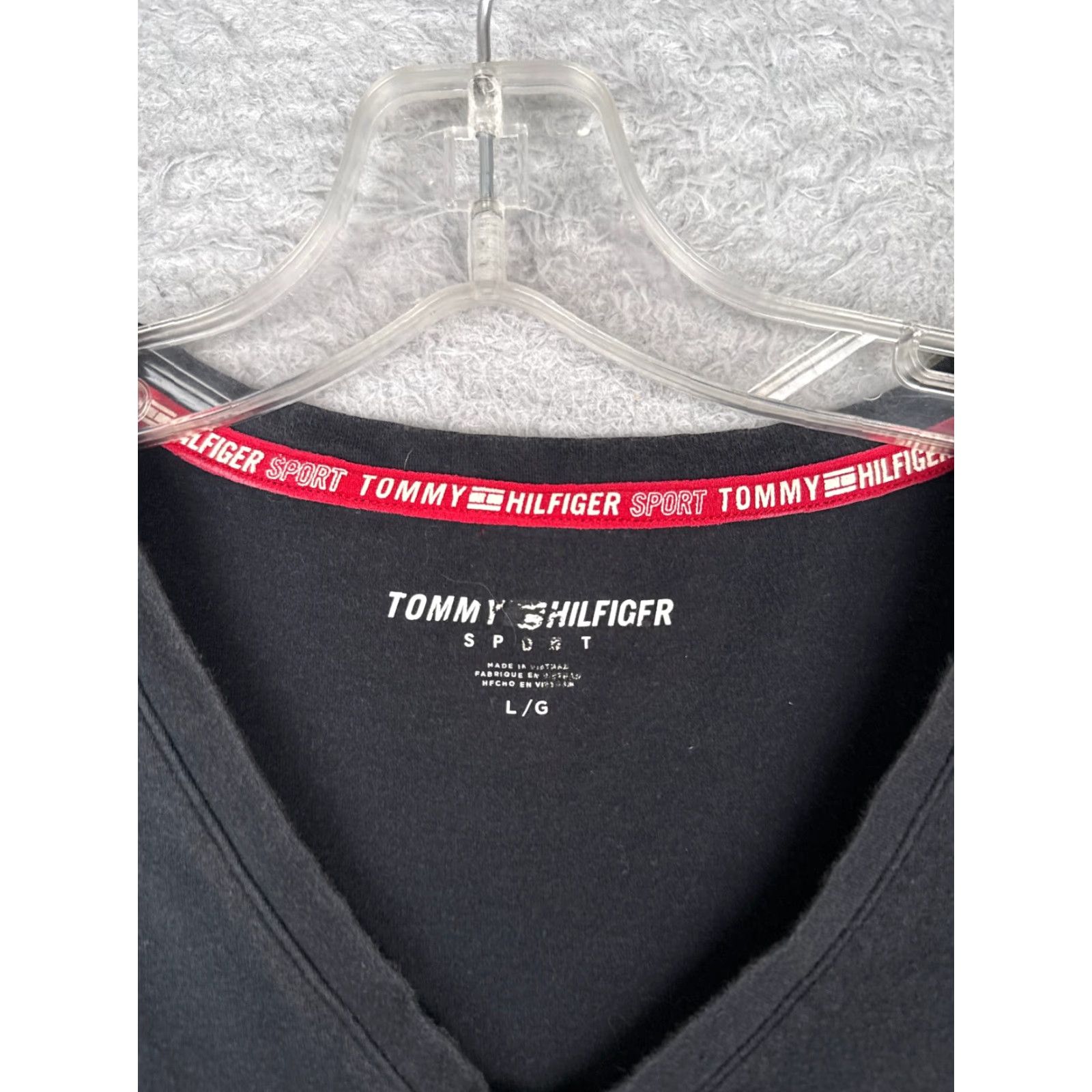 Tommy Hilfiger Tommy Hilfiger Sport Shirt Women Large Black V-Neck Cotton Blend Short Sleeve Logo Size L / US 10 / IT 46 - 7 Thumbnail