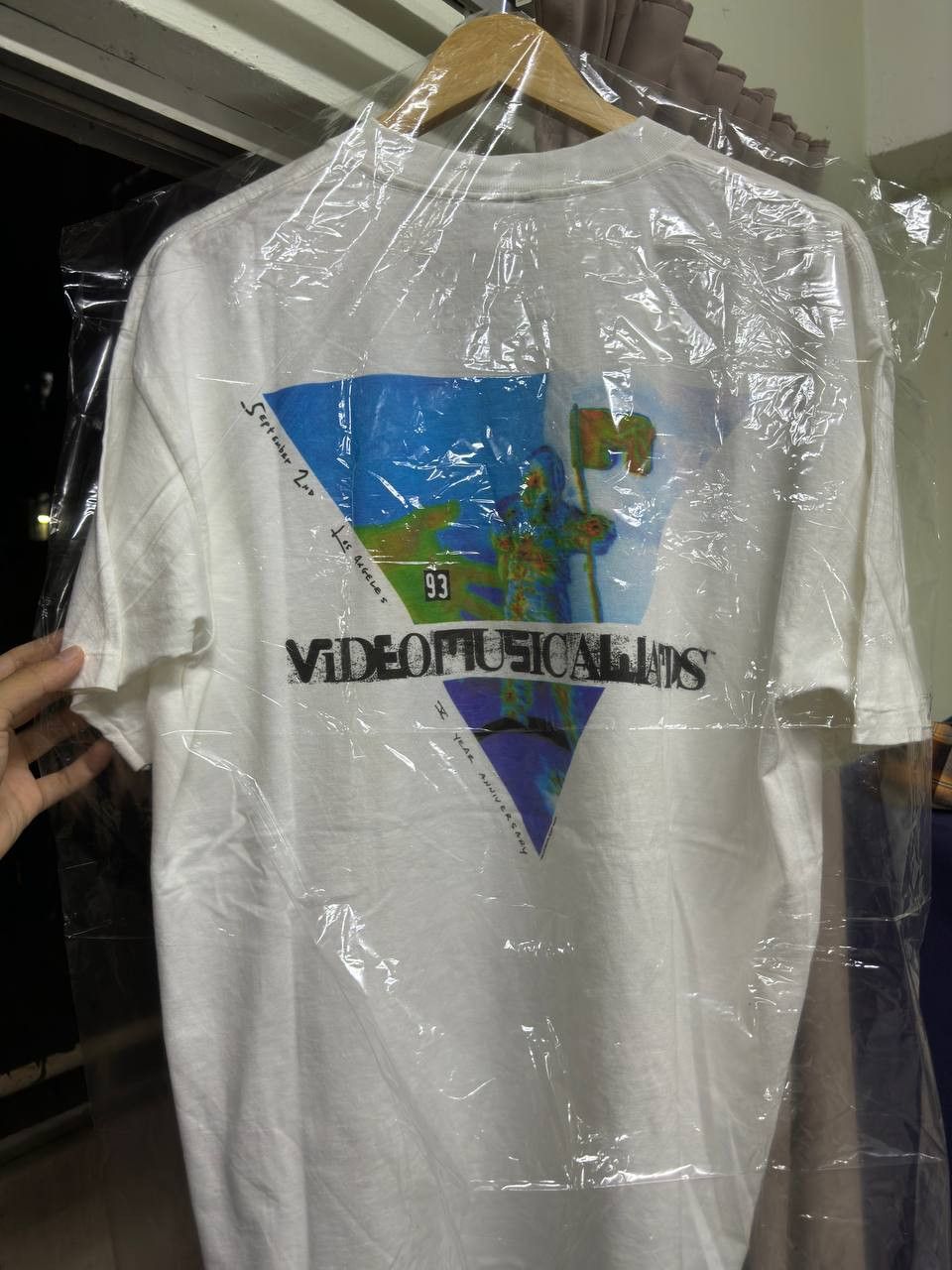Mtv Vintage 1993 MTV Music Awards T-Shirt - Original MTV Tag Size US XL / EU 56 / 4 - 2 Thumbnail