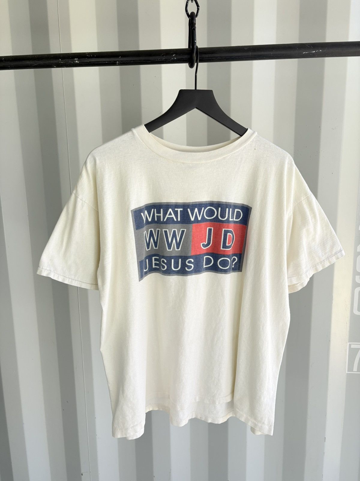 Vintage What would jesus do? Thrashed Distressed Faded ERD Grunge Size US XL / EU 56 / 4 - 1 Thumbnail