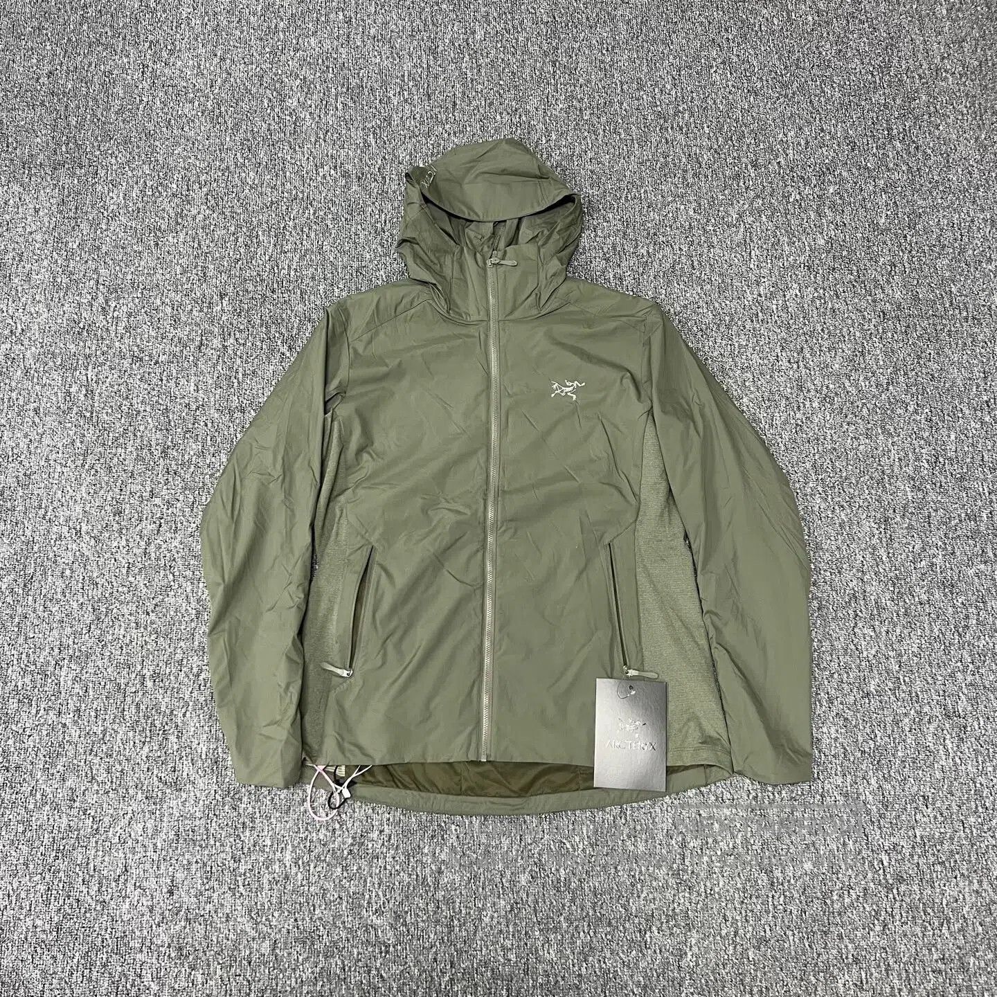 Arc'teryx ARC‘TERYX Atom lightweight Dark green soft-shell outdoor j Size US L / EU 52-54 / 3 - 1 Thumbnail