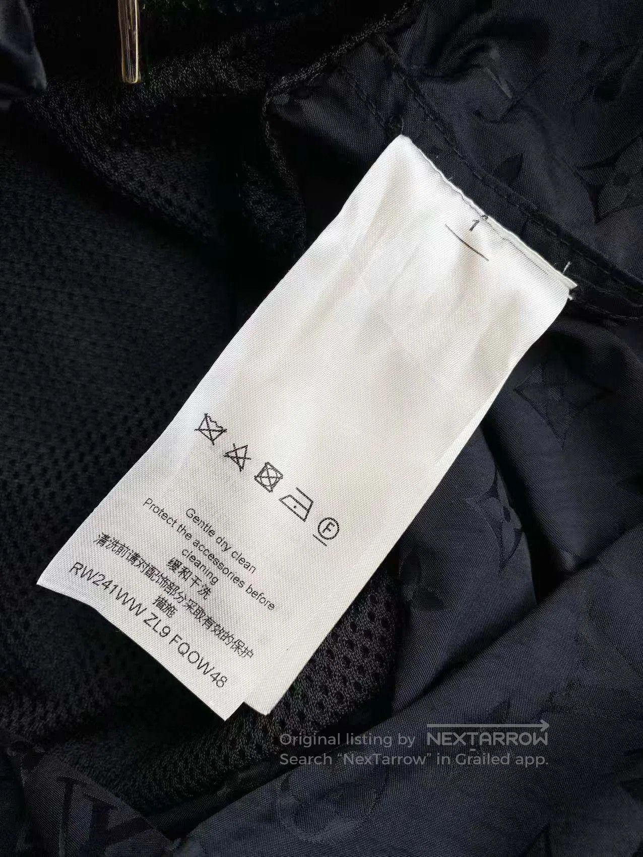 Louis Vuitton Louis Vuitton Black all over print jacket| Size XXS / US 00 / IT 34 - 5 Thumbnail
