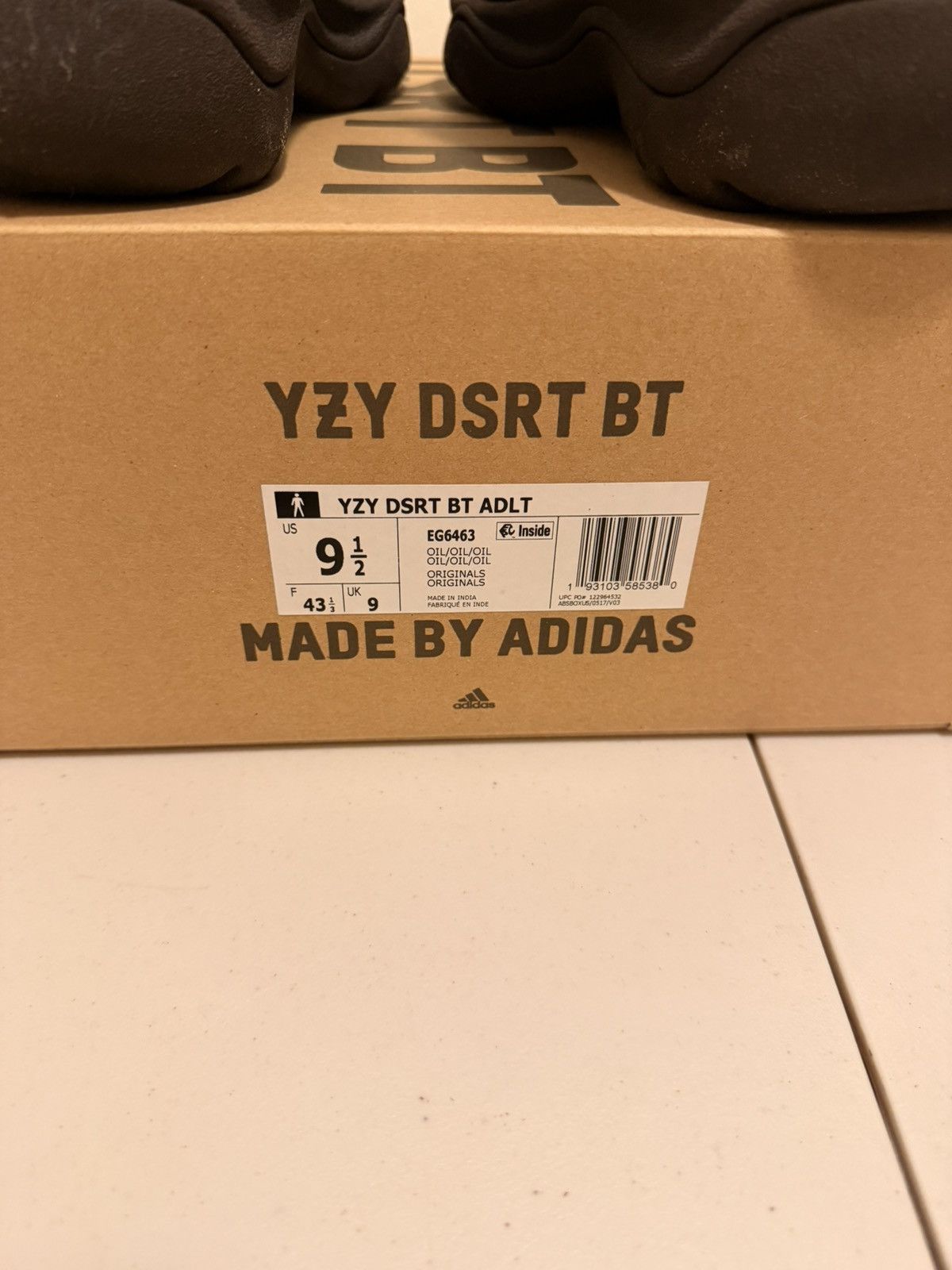 Yeezy adidas Yeezy Desert Boot Oil sie 9.5 Men Size US 9.5 / EU 42-43 - 7 Thumbnail