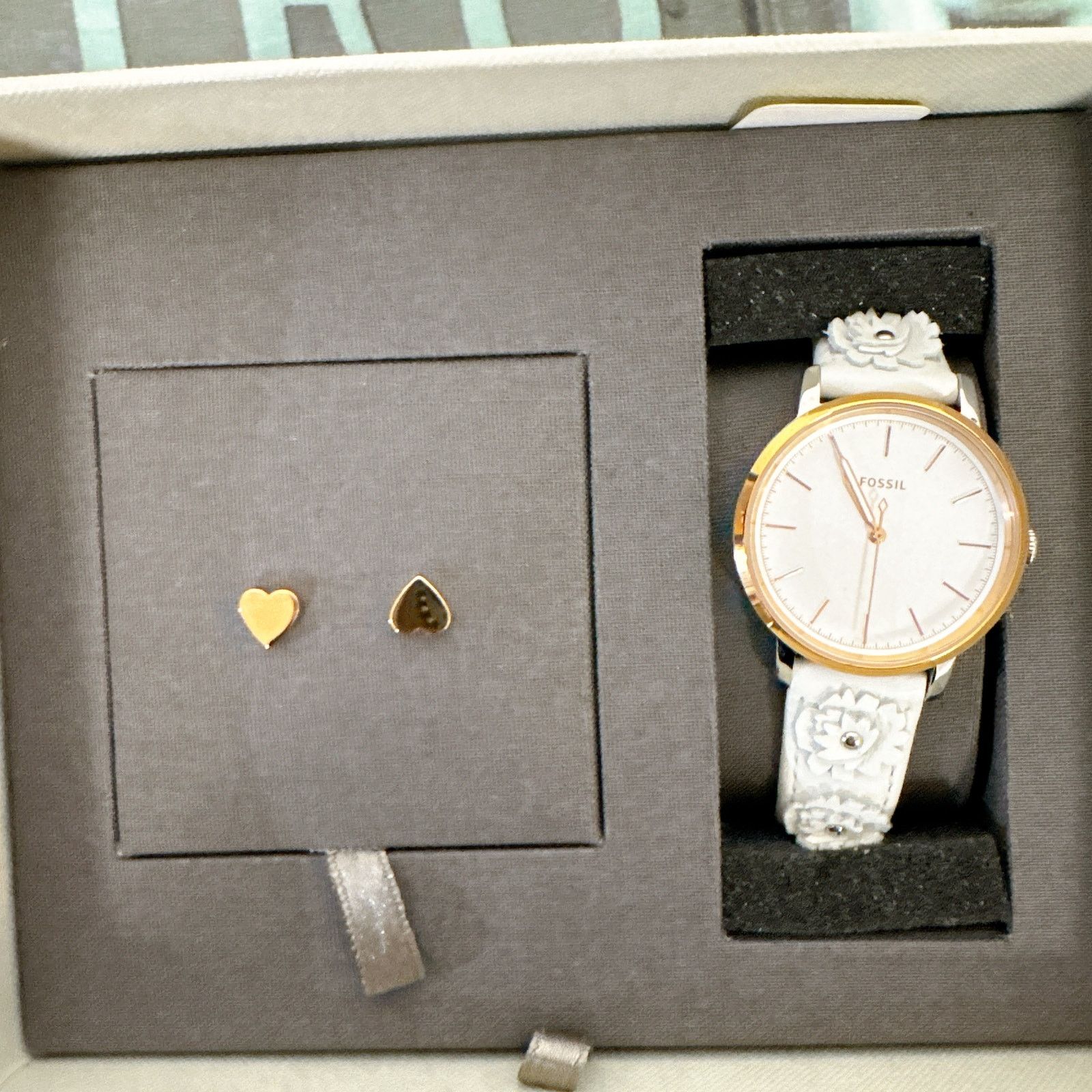 Fossil Fossil ES4383SET Neely Three-Hand White Leather Watch Size ONE SIZE - 2 Thumbnail