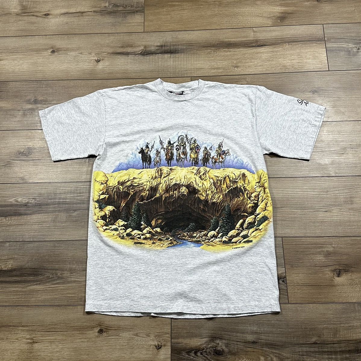 Habitat Vintage 90s Native American Single Stitch Wrap Around Tee Size US L / EU 52-54 / 3 - 1 Thumbnail