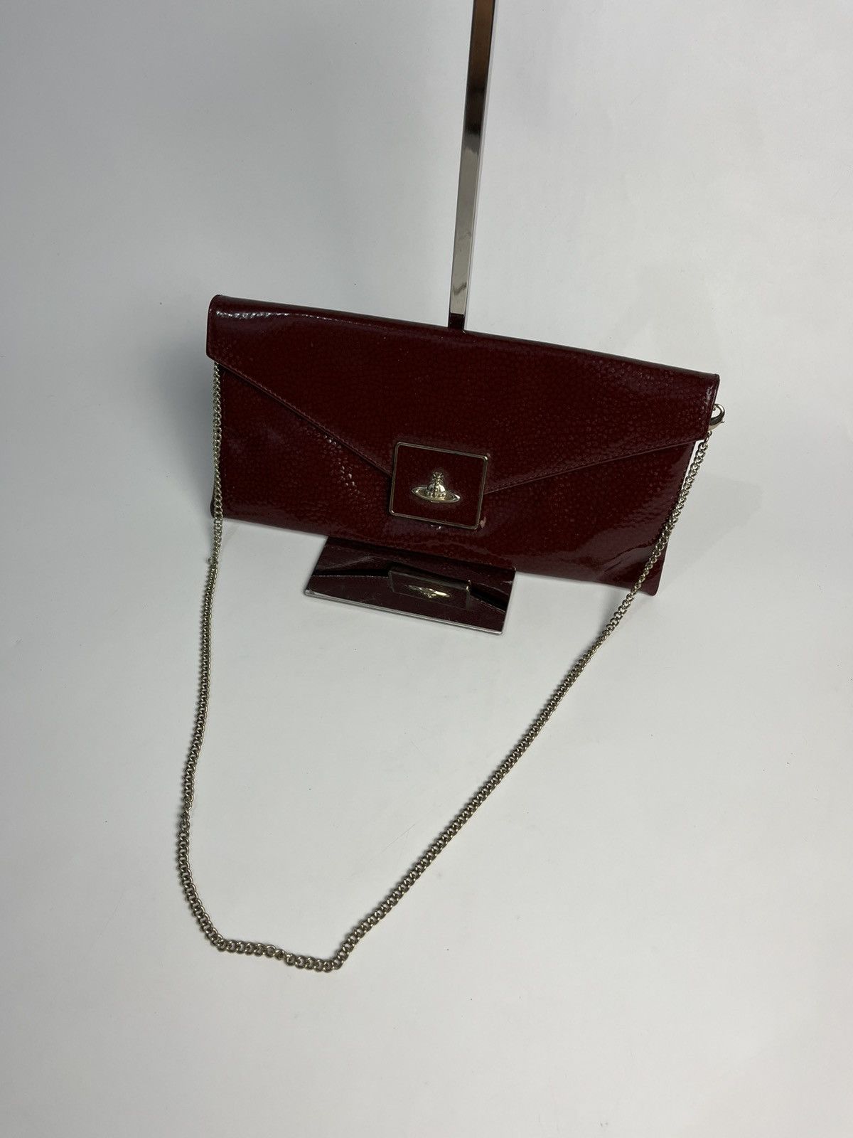 Vivienne Westwood Vivienne Westwood Oxblood Patent Leather Chain Envelope Bag Size ONE SIZE - 6 Thumbnail