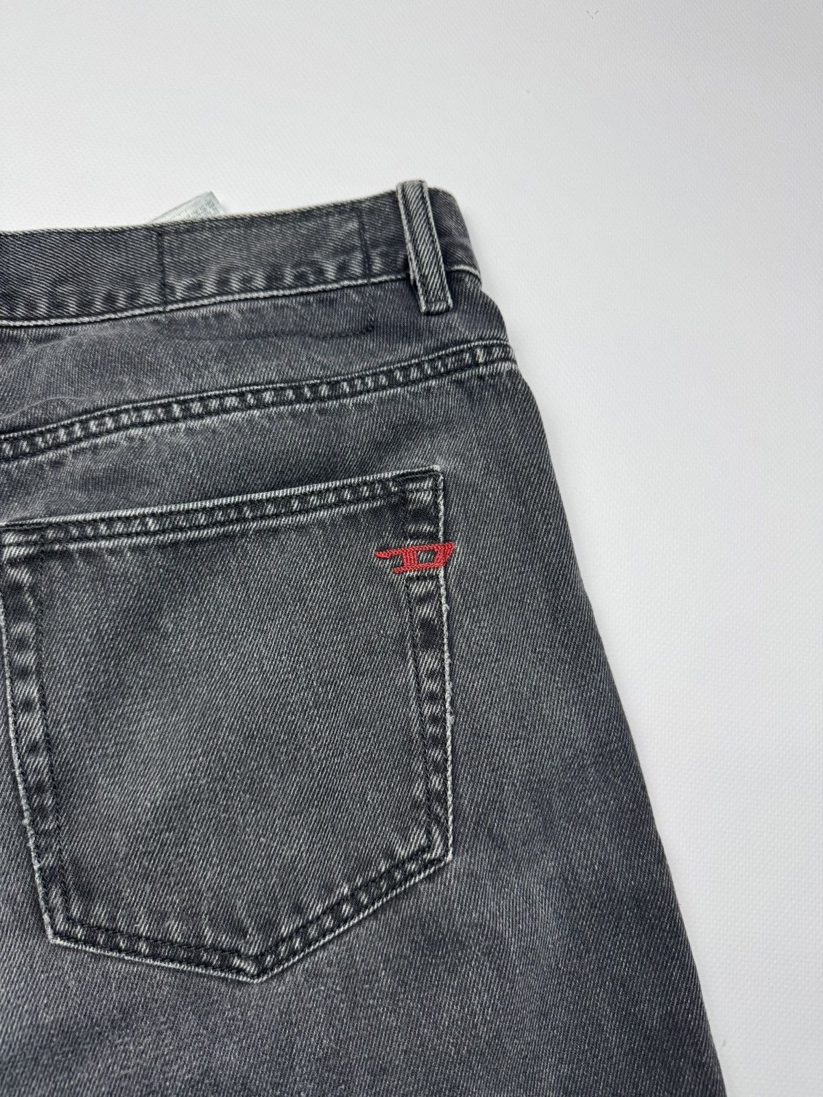 Diesel Diesel Straight Fit Men's Jeans Size US 34 / EU 50 - 3 Thumbnail