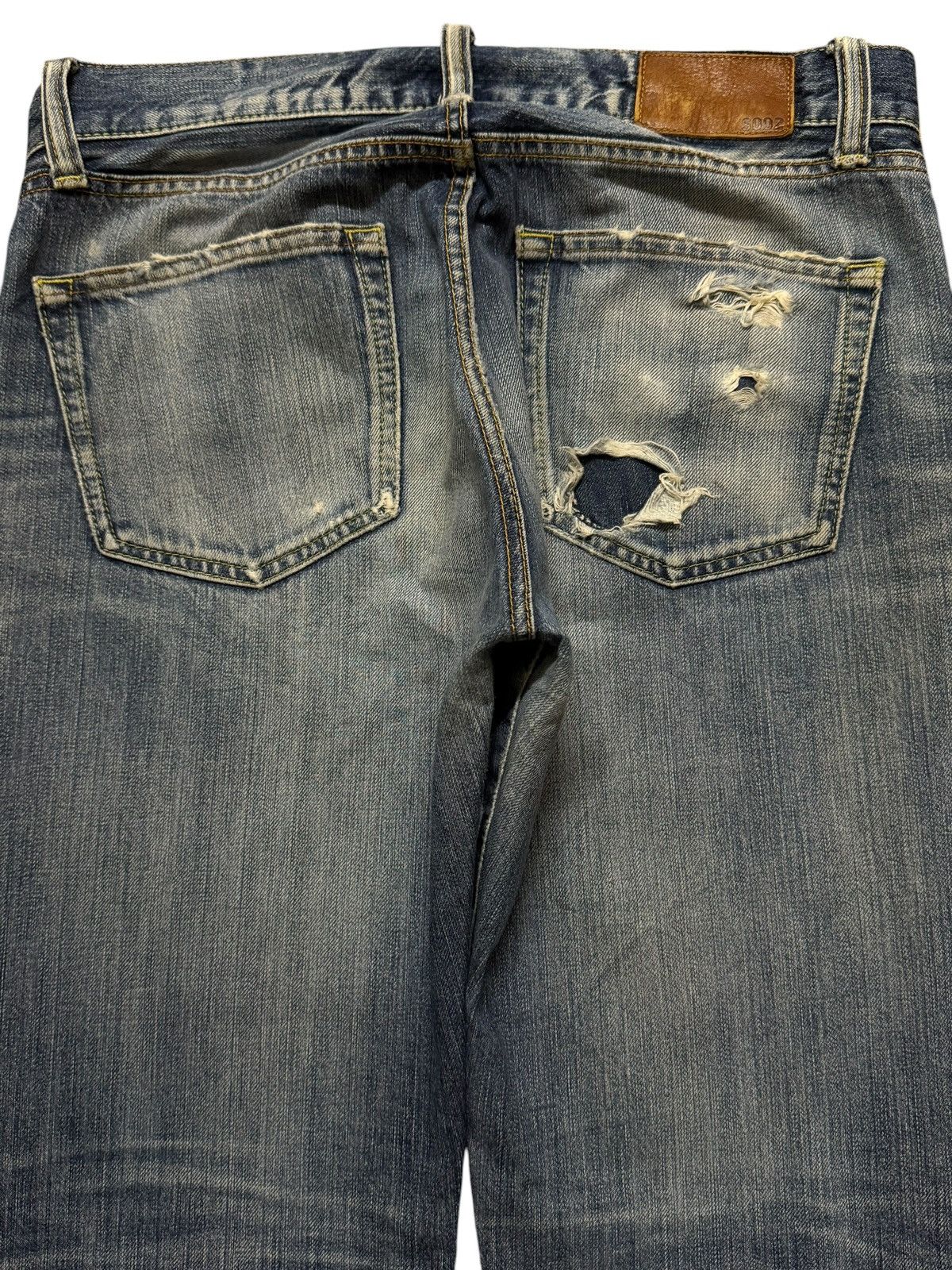 Uniqlo Vintage Y2K Japan Uniqlo Faded Wash Whiskers Straight Loose Size US 32 / EU 48 - 4 Thumbnail