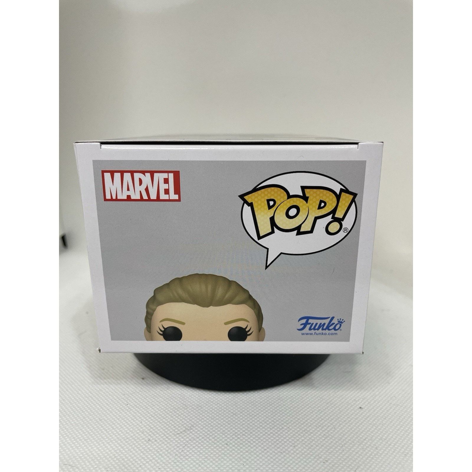 Marvel Comics Funko Pop! Yelena #1213 - Hawkeye - W Pop Protector Size ONE SIZE - 9 Thumbnail