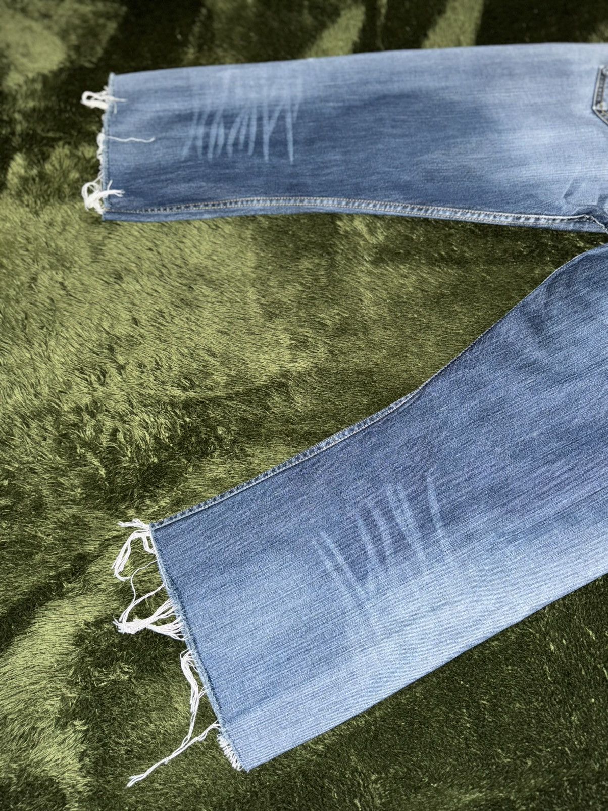 Levi's [W33/L32] Levi’s 501 Eu Release Cut-Off Vintage Wash Denim Size US 33 - 12 Thumbnail