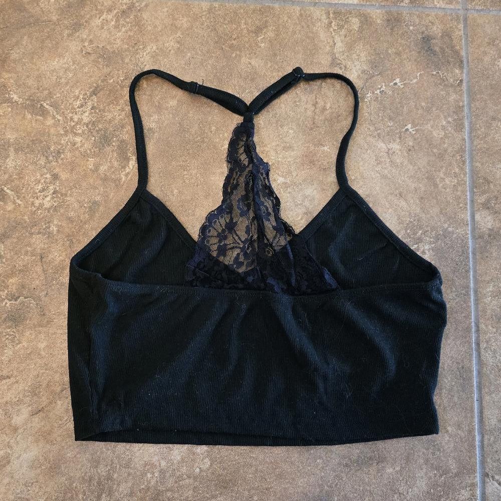Designer Black Back Lace Detail Cropped Tank Size M / US 6-8 / IT 42-44 - 2 Thumbnail