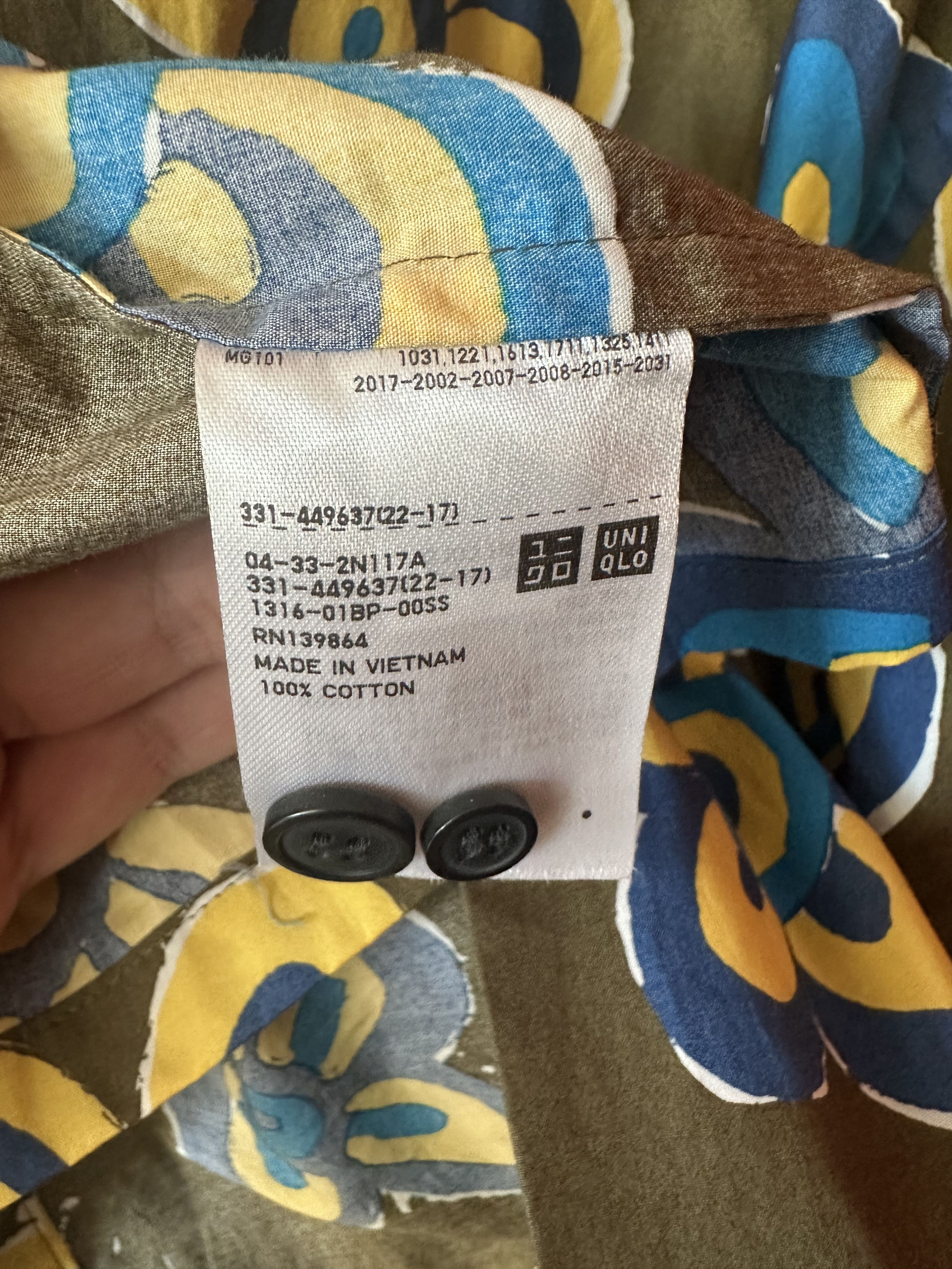 Marni × Uniqlo - [ ] Marni x Uniqlo Oversized Printed Open Collar Shirt Size US XL / EU 56 / 4 - 4 Thumbnail