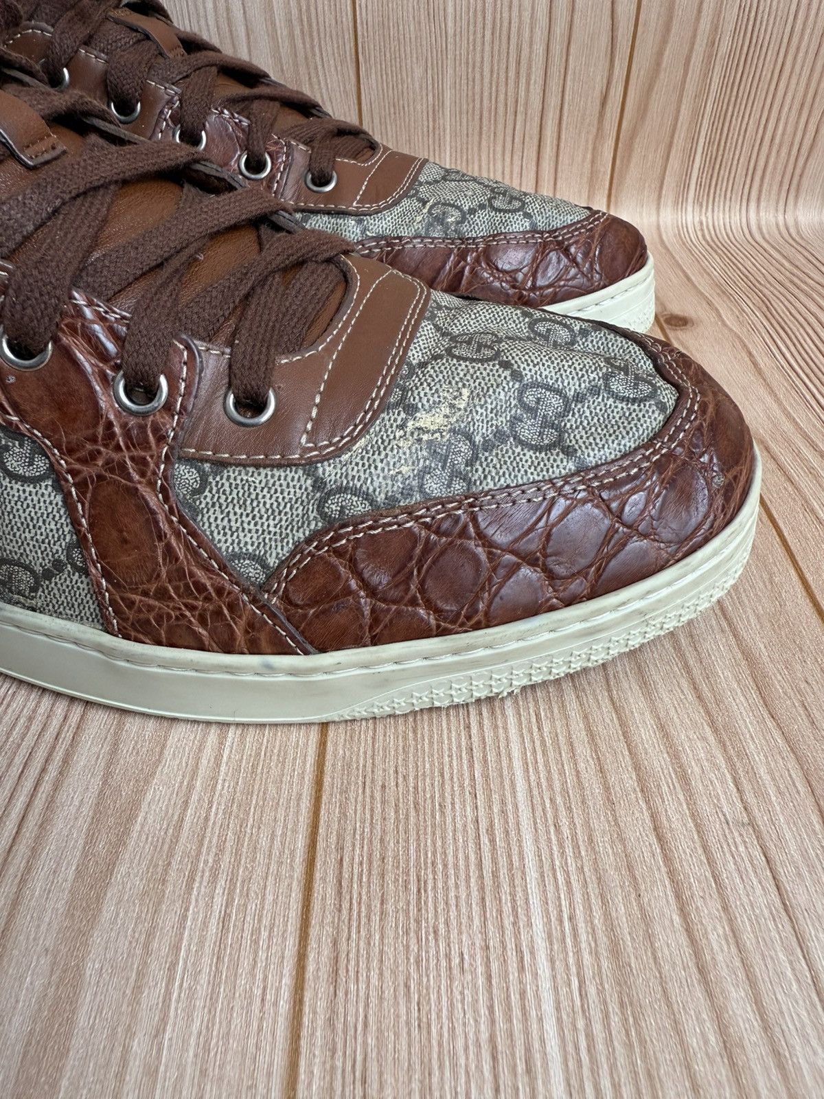 Gucci Crocodile trim Monogram sneakers Size US 12 / EU 45 - 12 Thumbnail